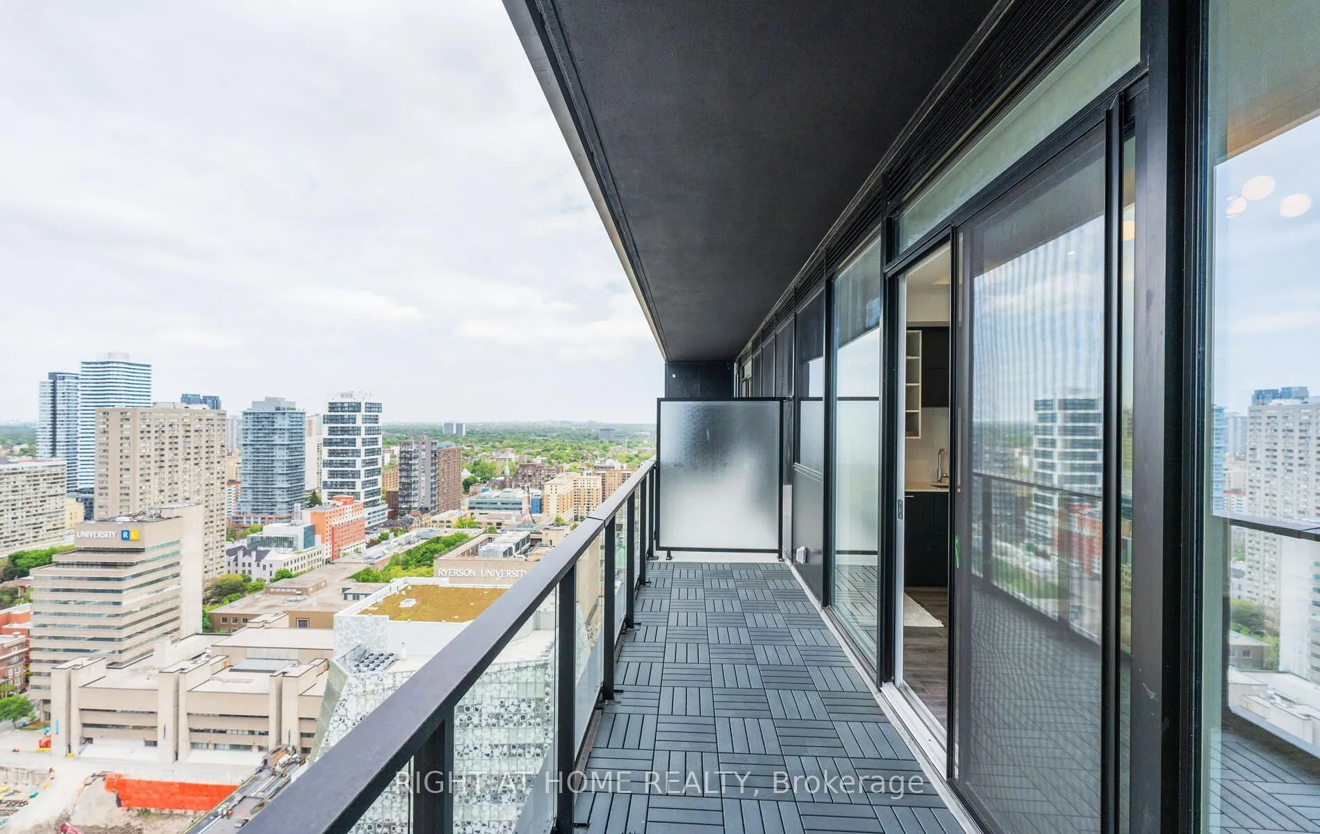 20 Edward Street #2701