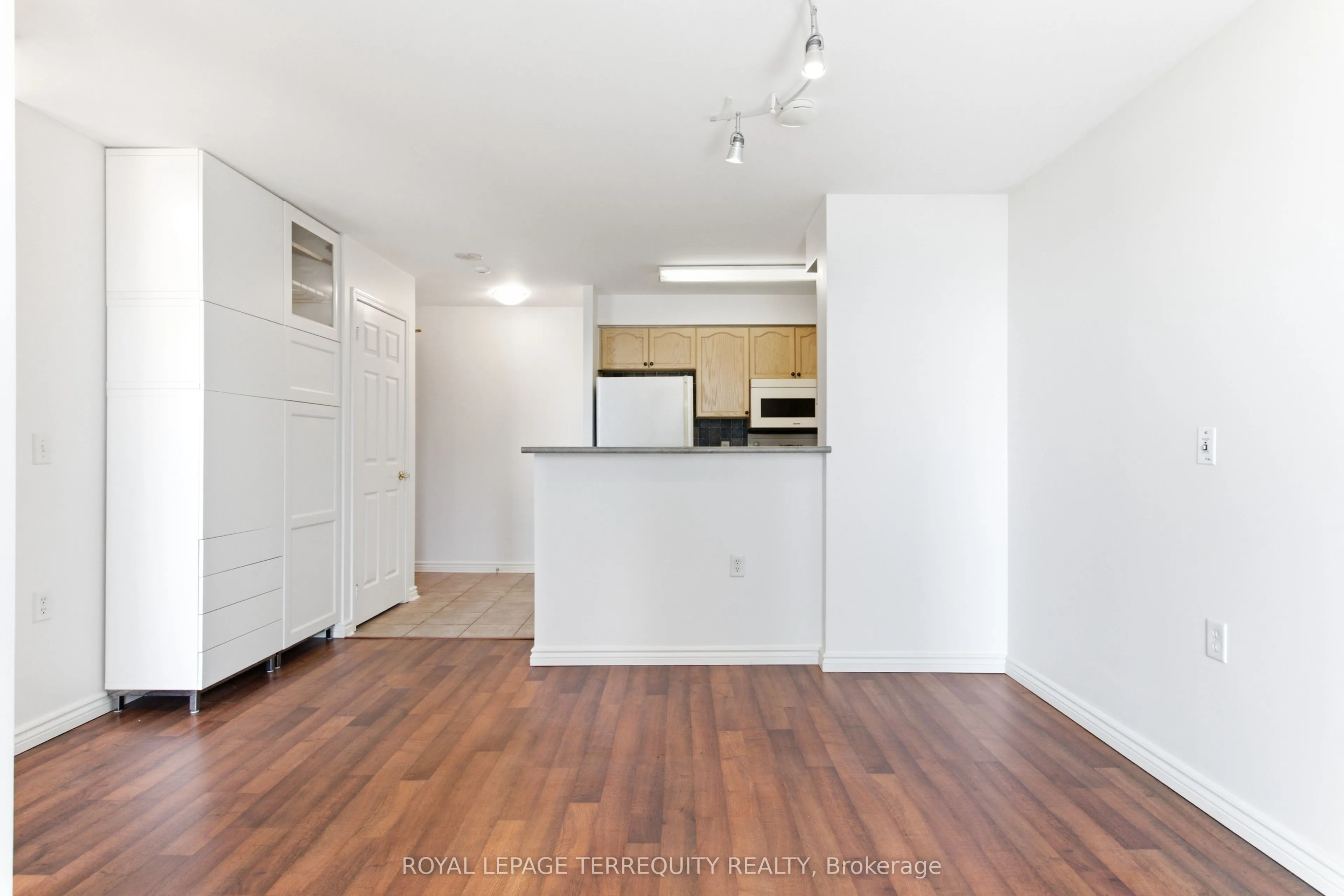 20 Olive Avenue #PH07