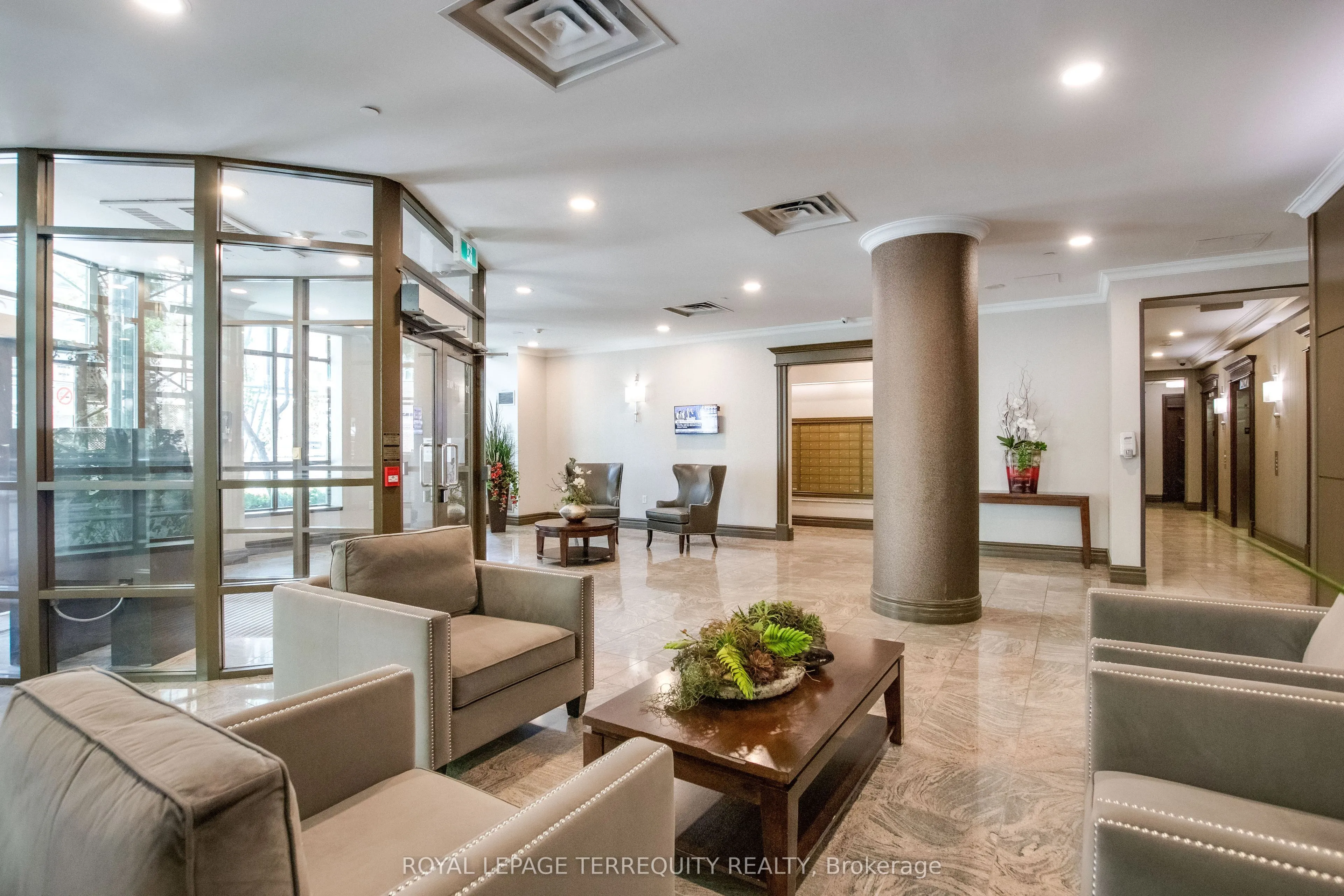 20 Olive Avenue #PH07