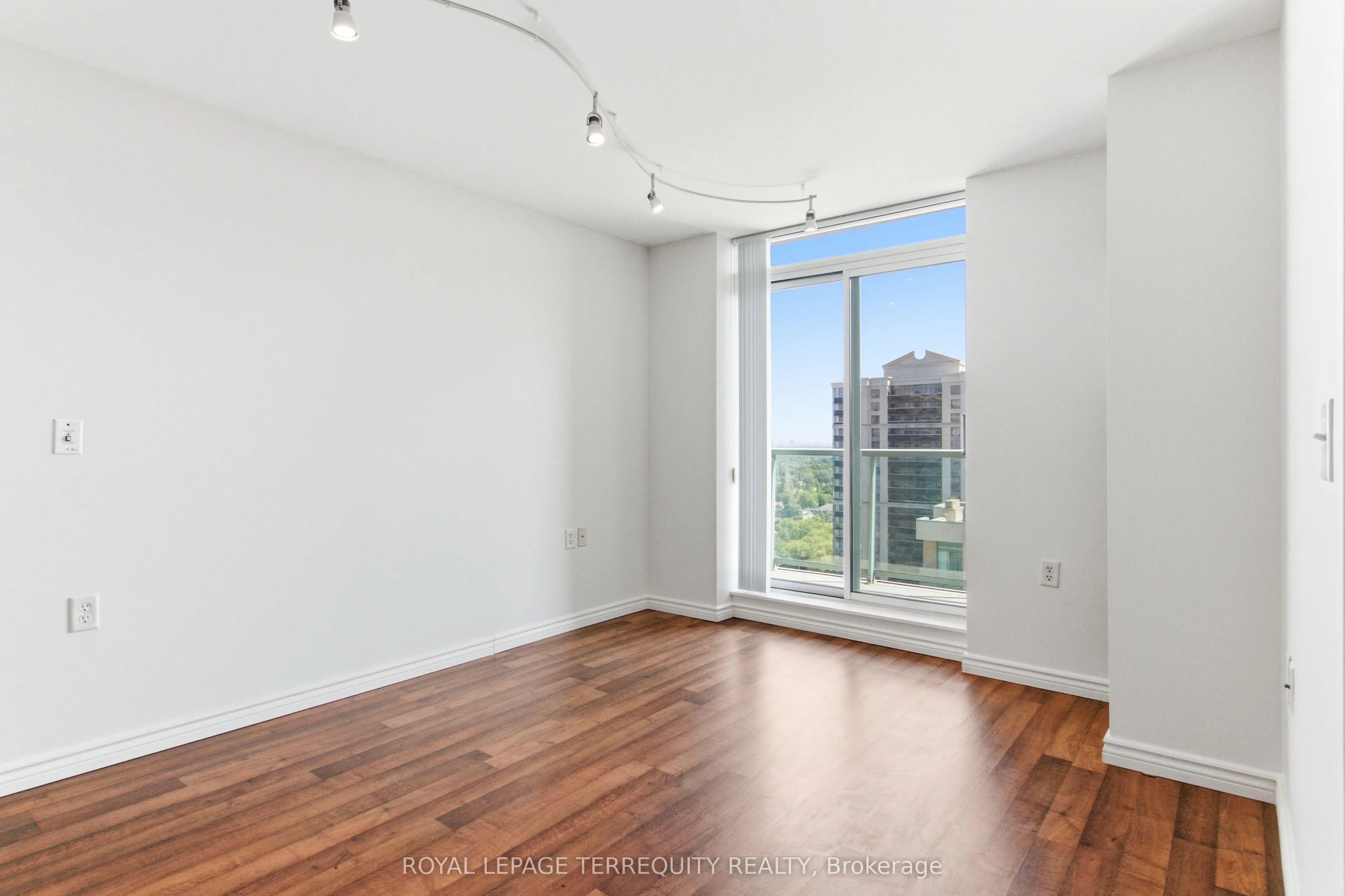20 Olive Avenue #PH07