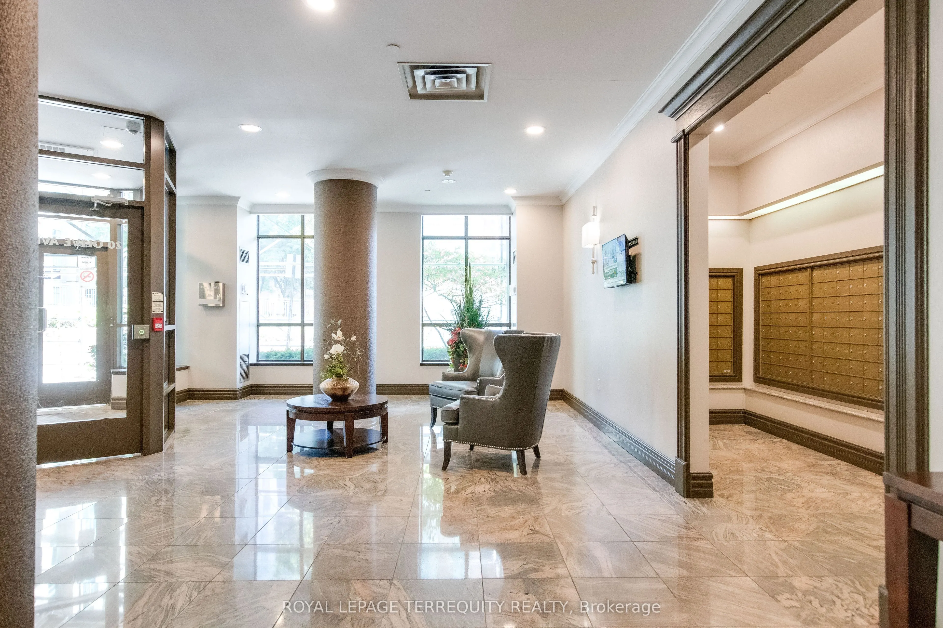 20 Olive Avenue #PH07