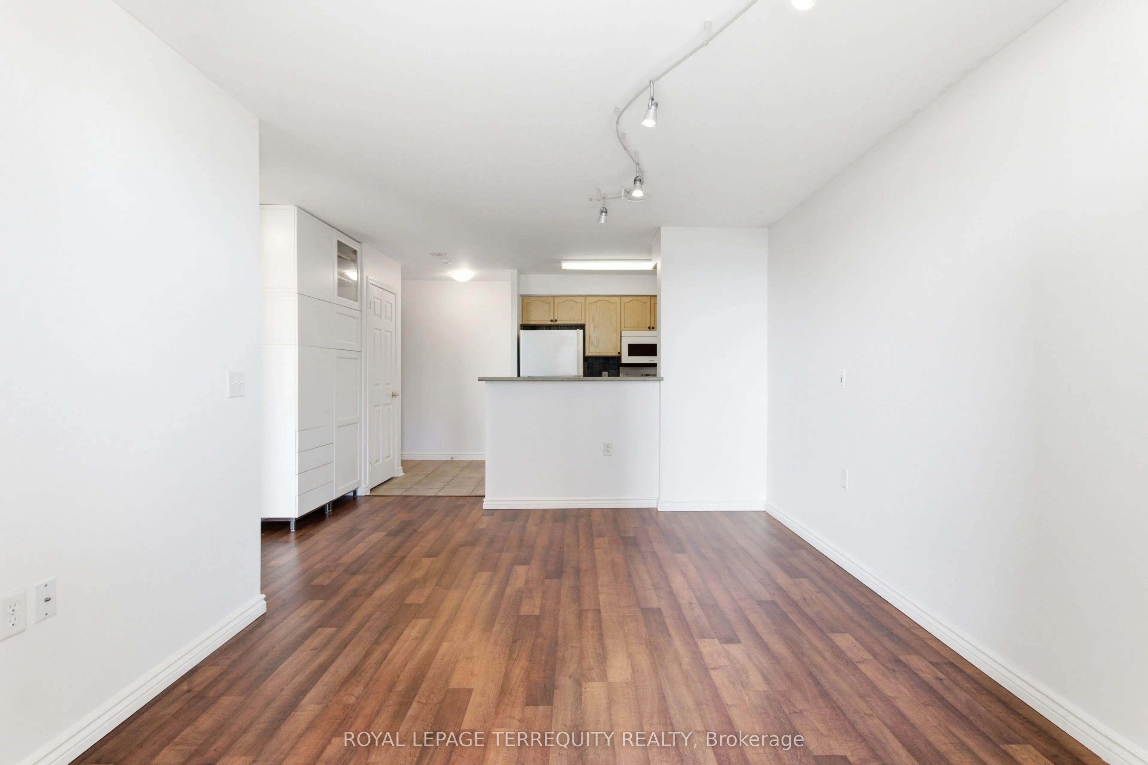 20 Olive Avenue #PH07