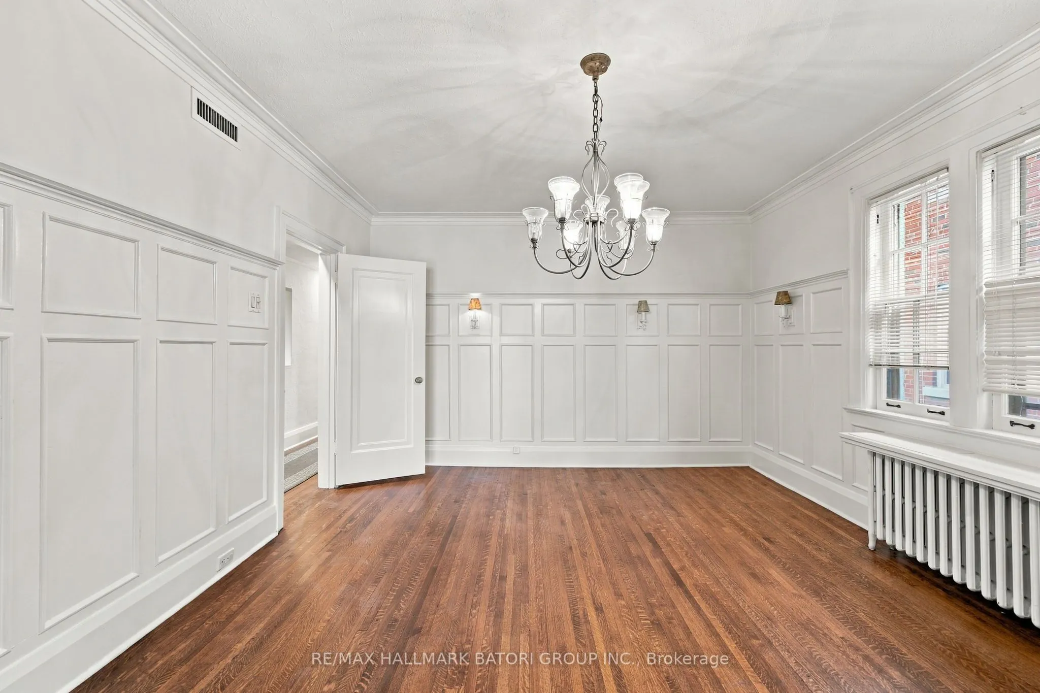 479 Oriole Parkway #Main