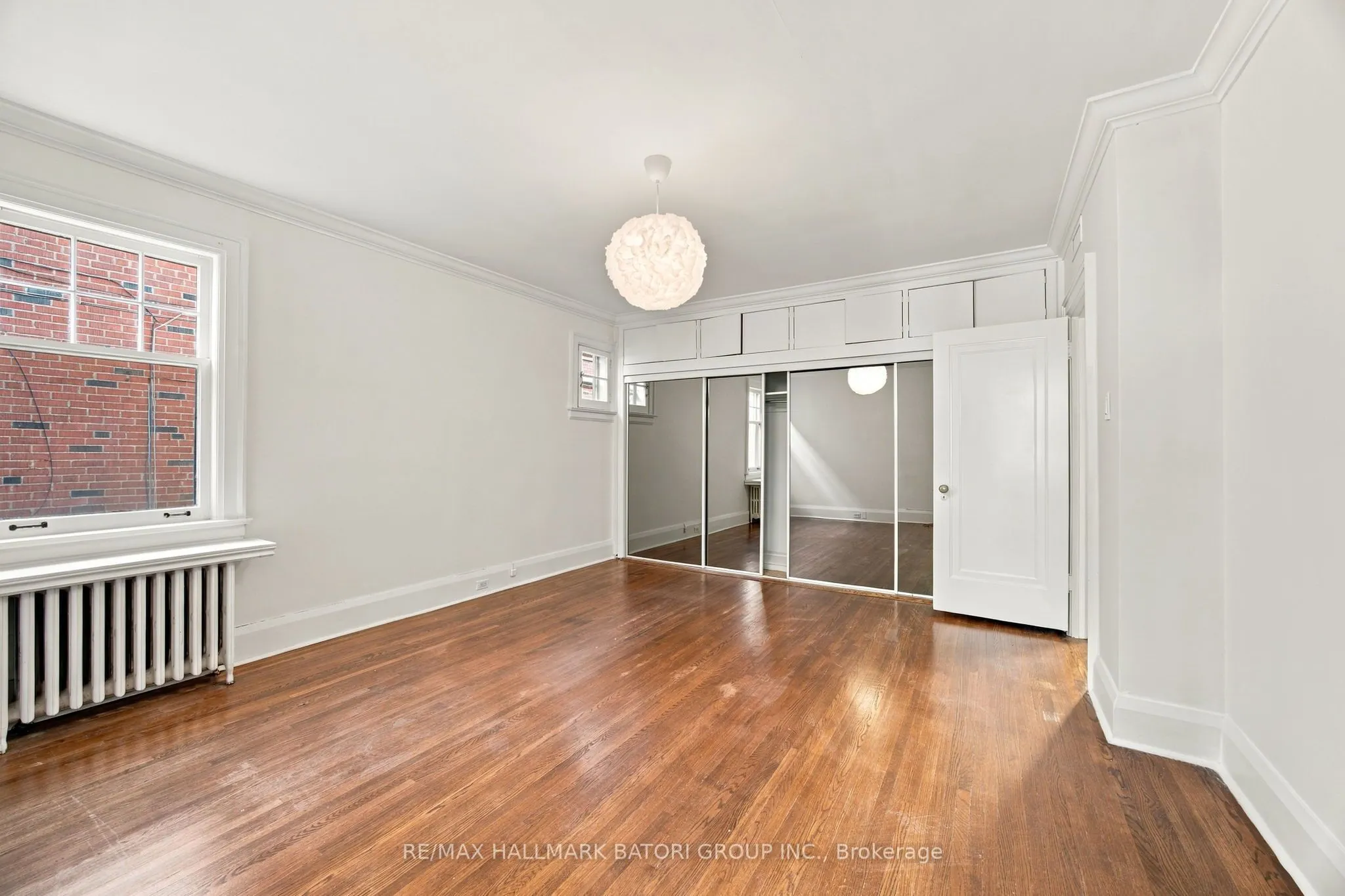 479 Oriole Parkway #Main