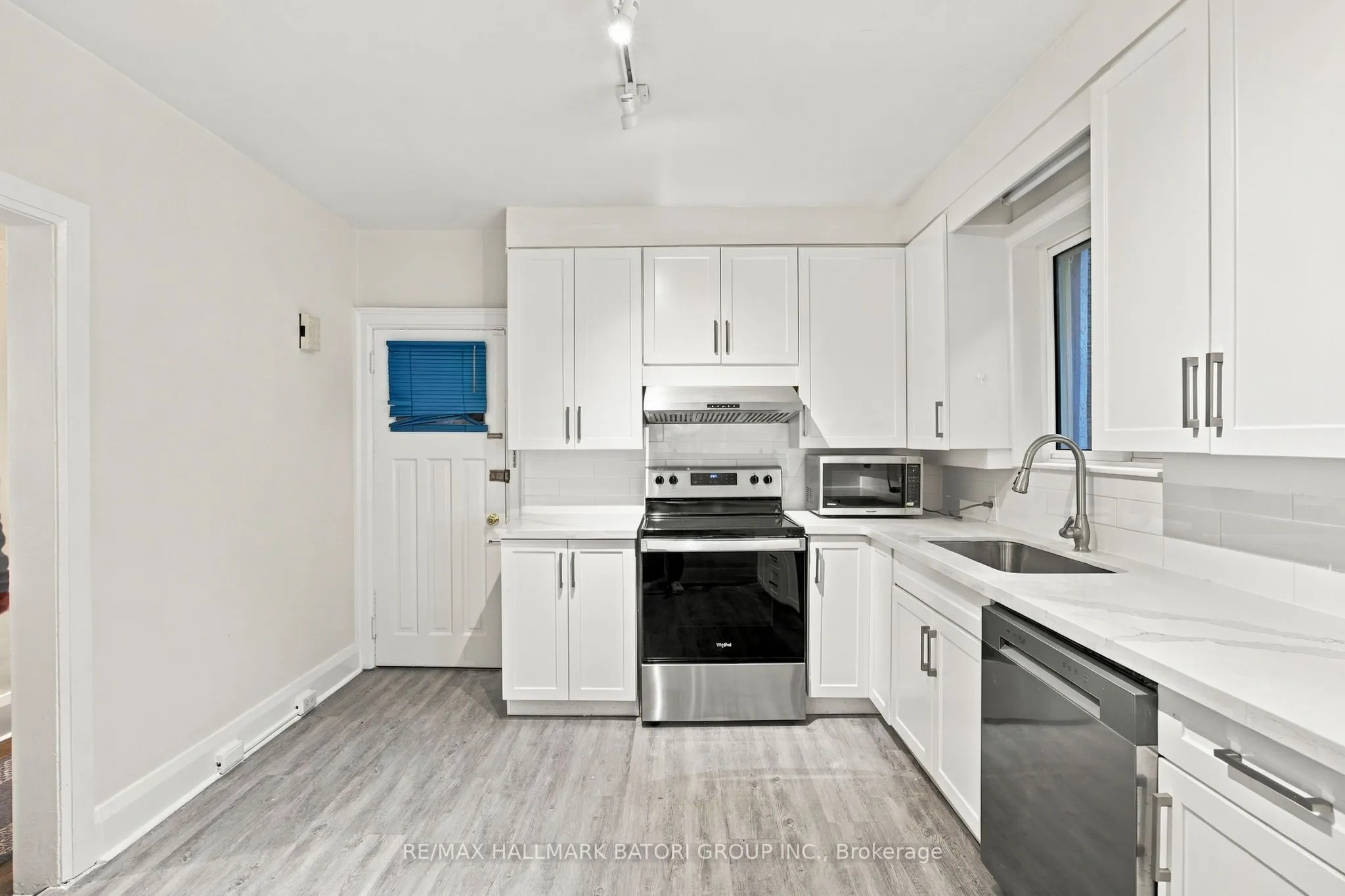 479 Oriole Parkway #Main