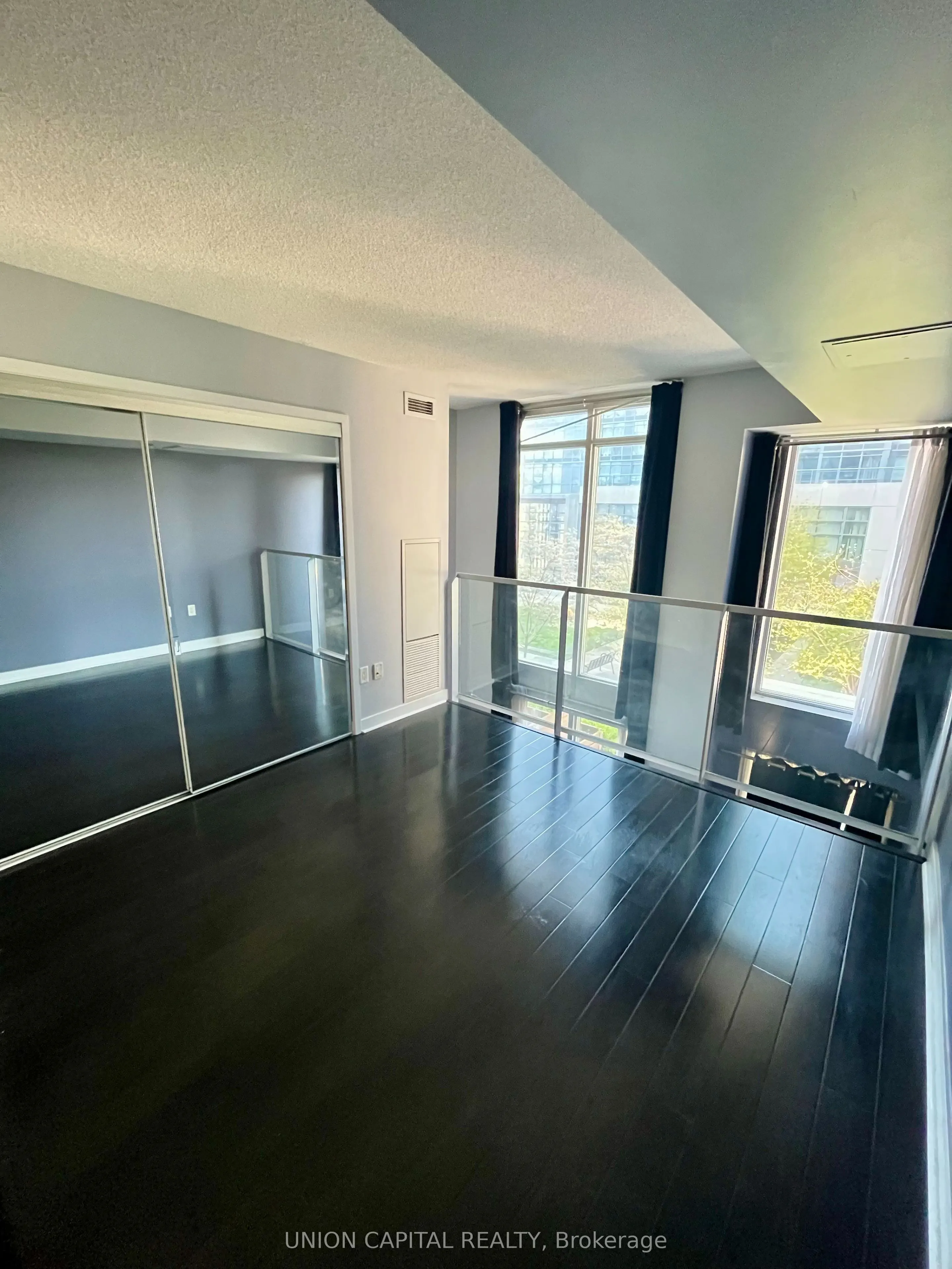15 Brunel Court #107