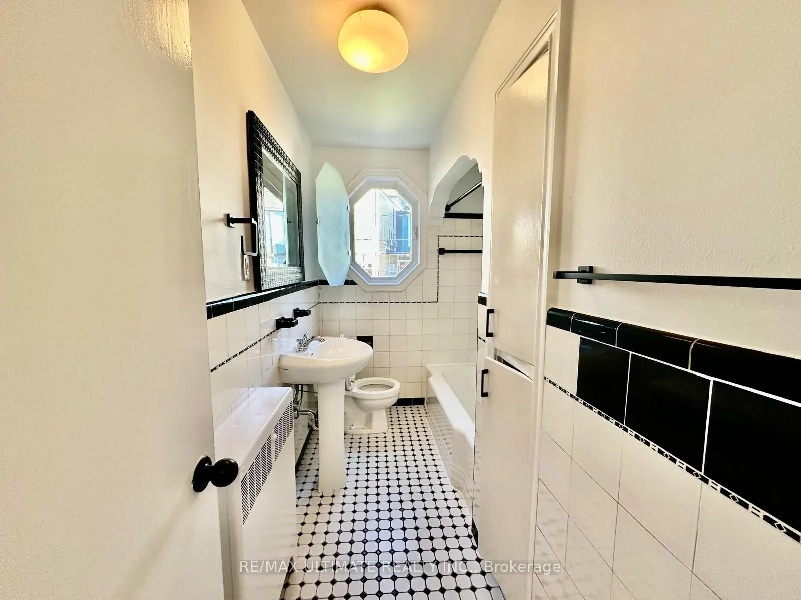 5 Warwick Avenue #3