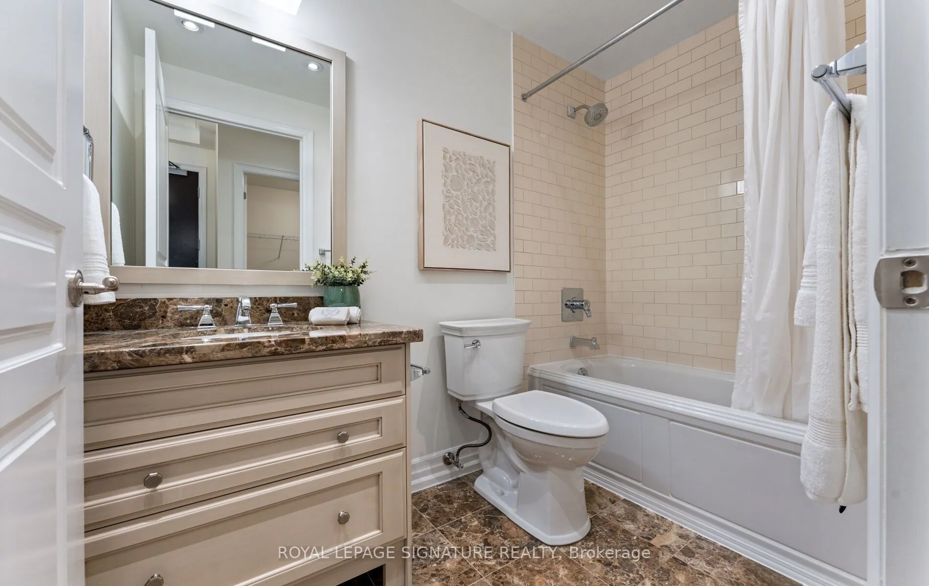 21 Burkebrook Place #337