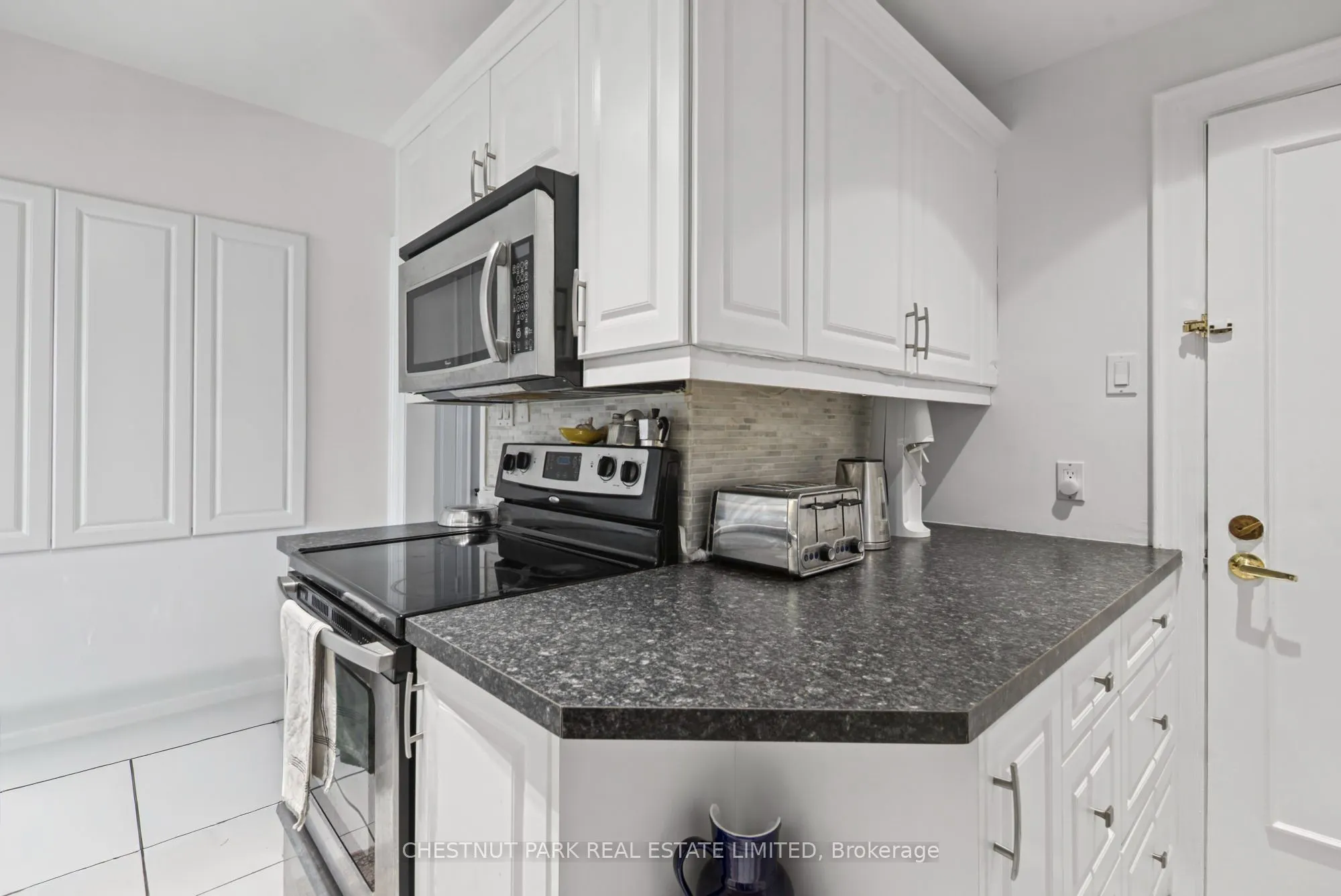 44 Glen Echo Road #Upper