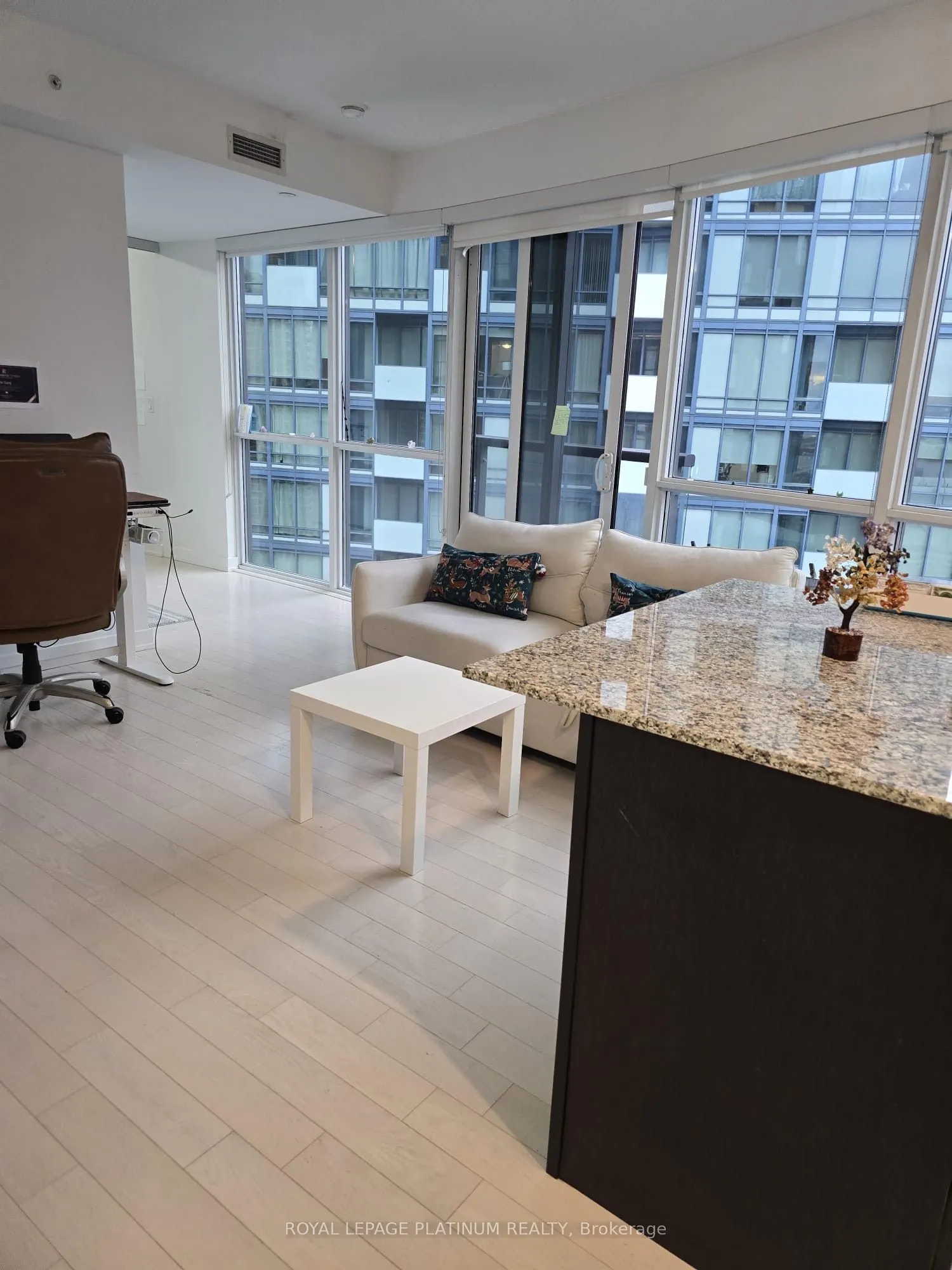 1 The Esplanade Drive #2805