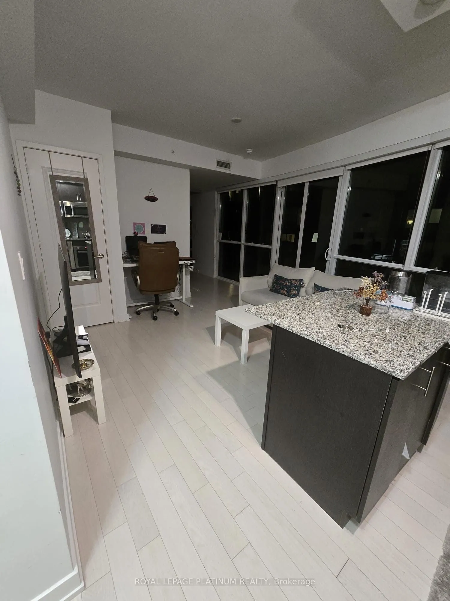 1 The Esplanade Drive #2805