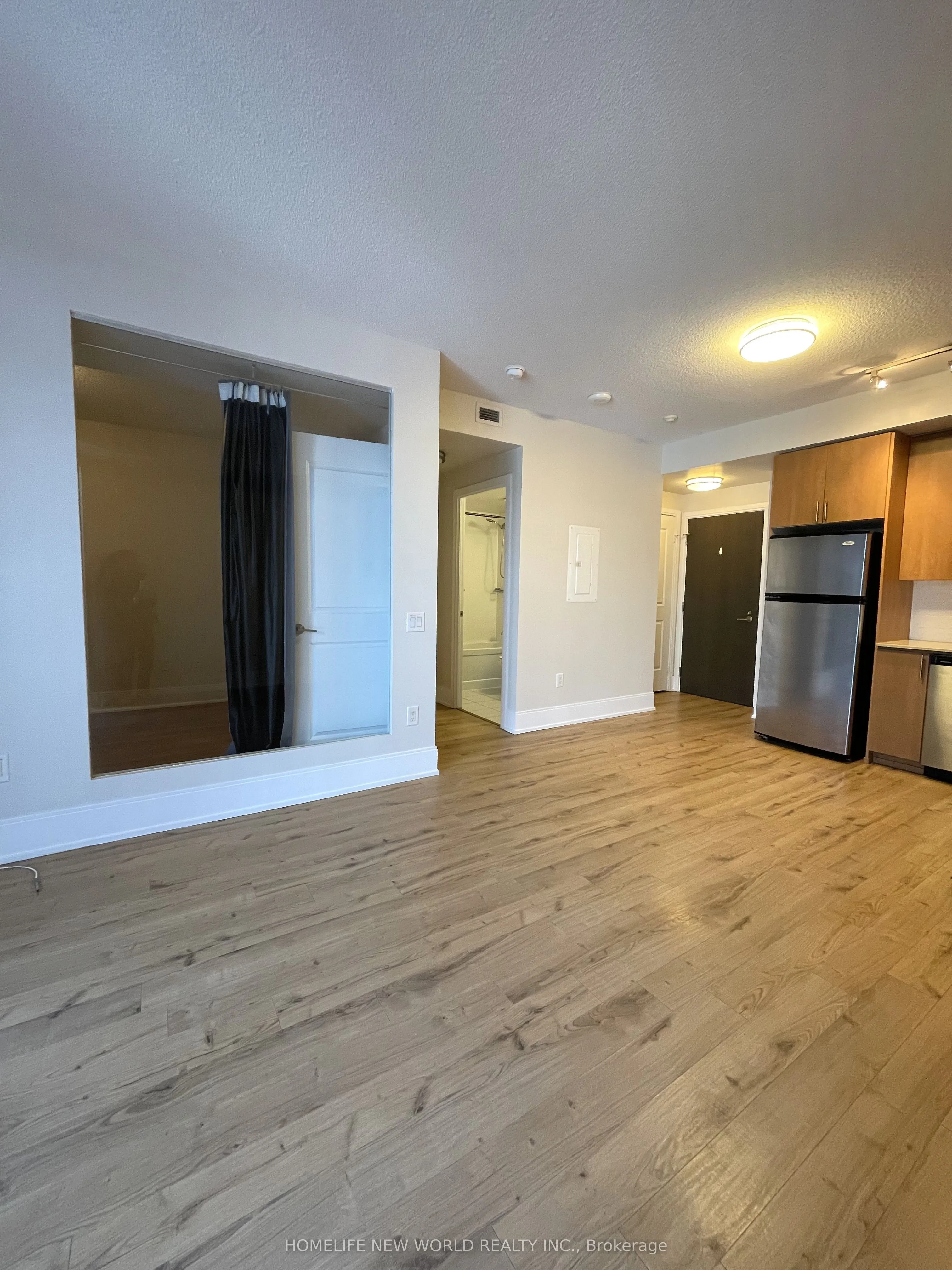 560 Front Street W #1032
