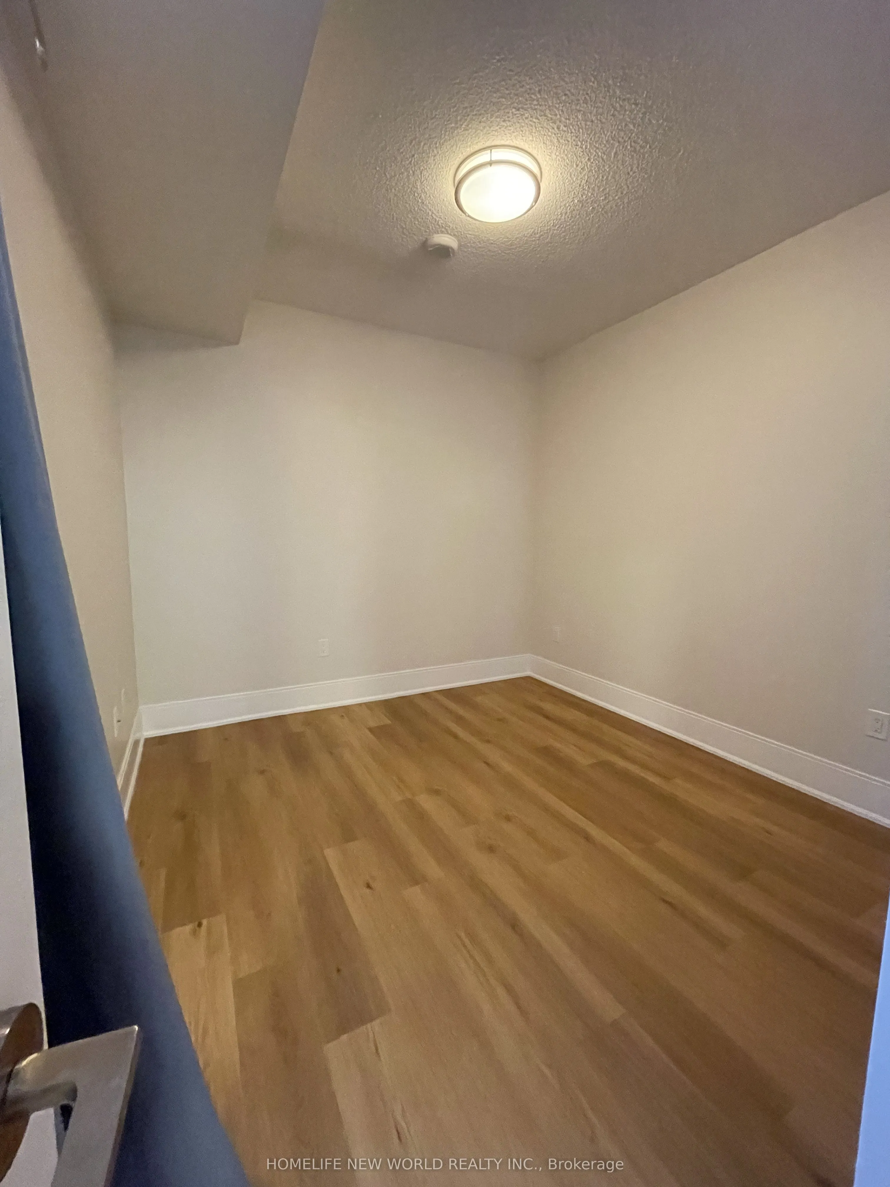 560 Front Street W #1032