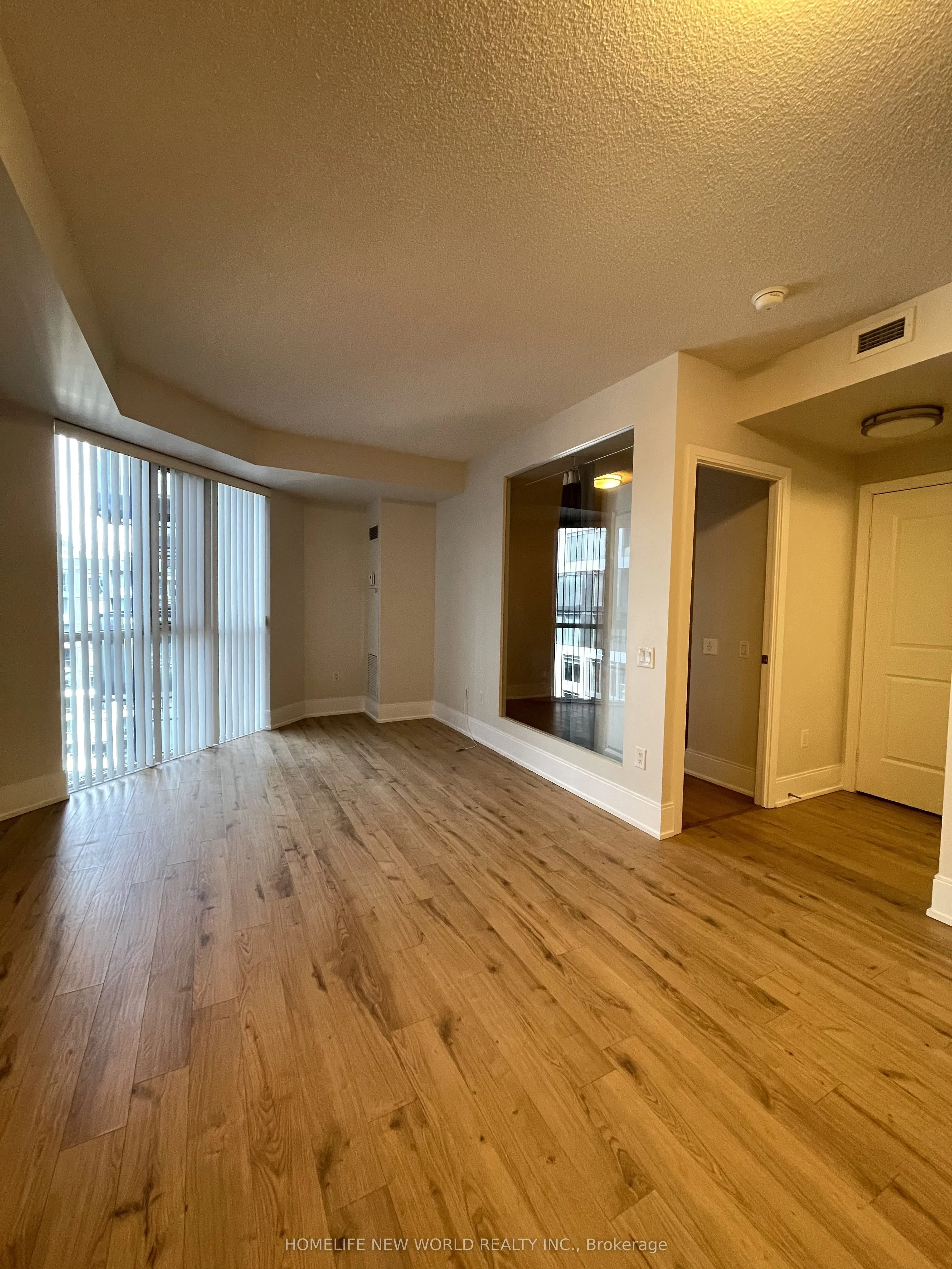 560 Front Street W #1032