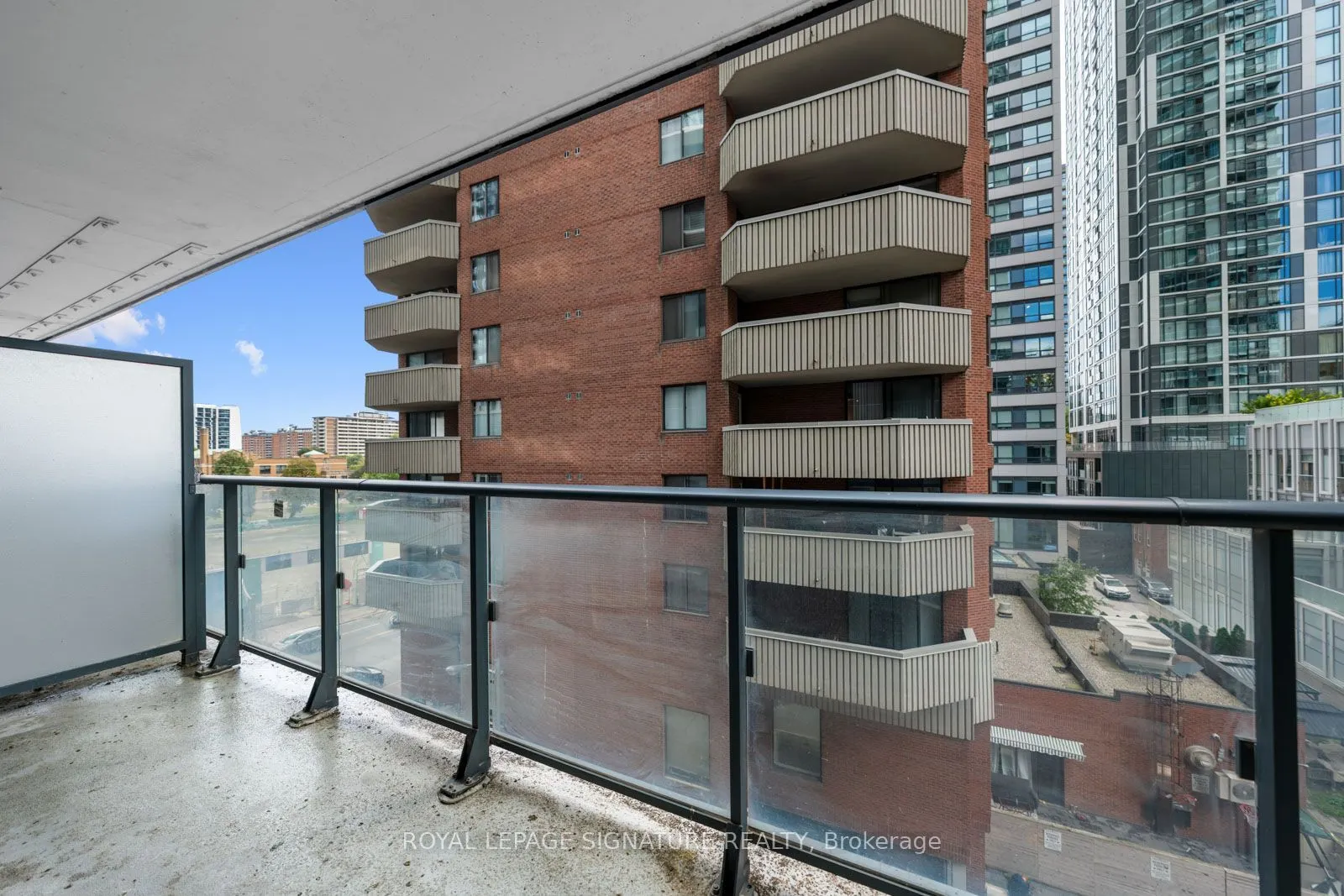 159 Dundas Street E #505