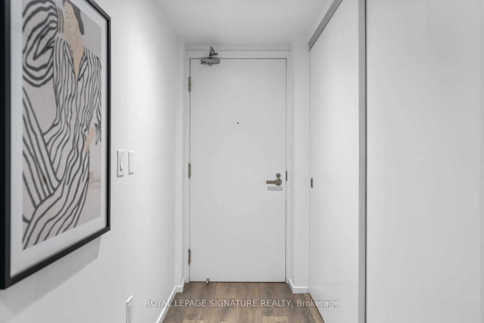 159 Dundas Street E #505