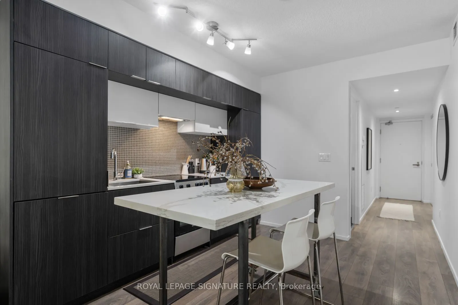 159 Dundas Street E #505