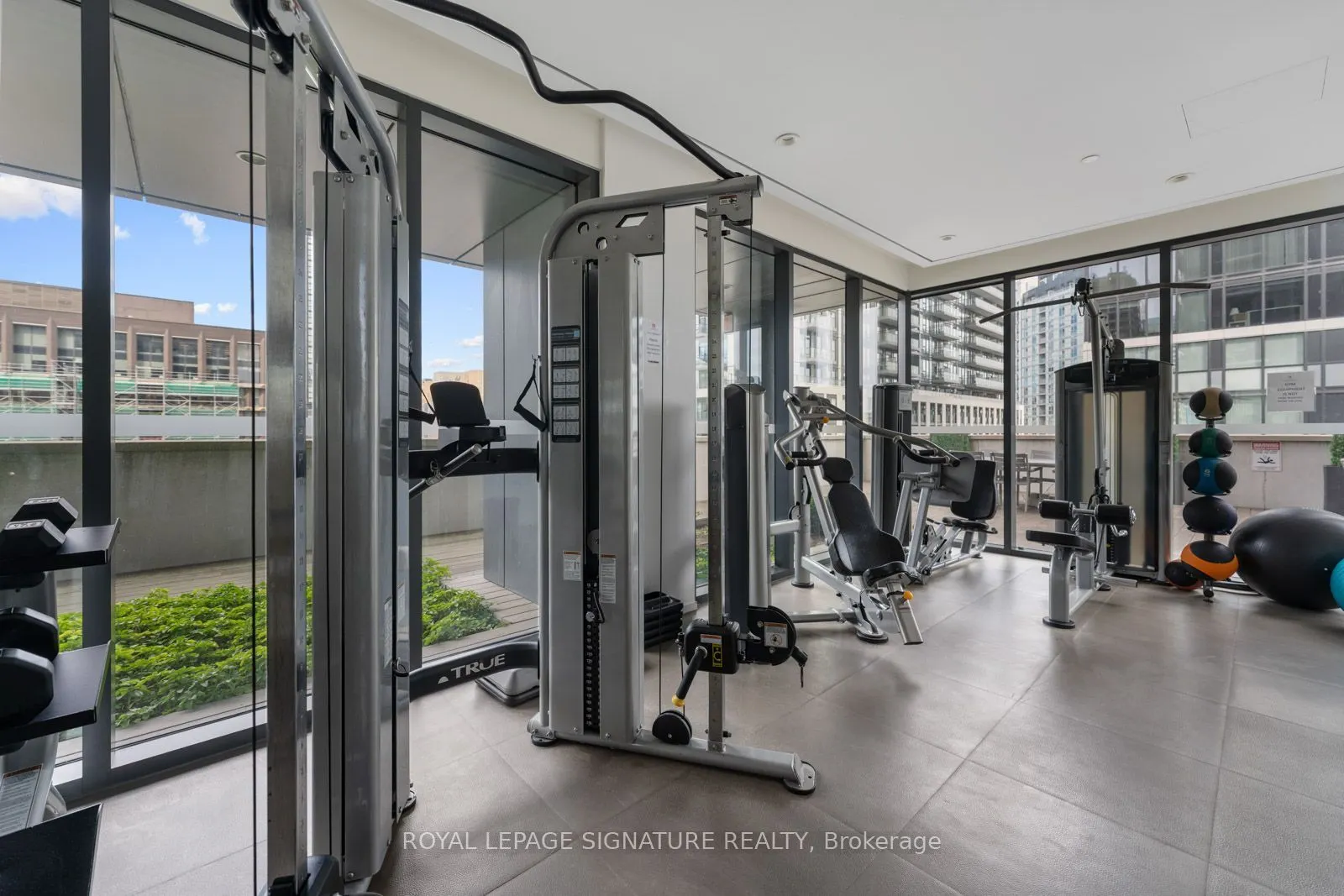 159 Dundas Street E #505