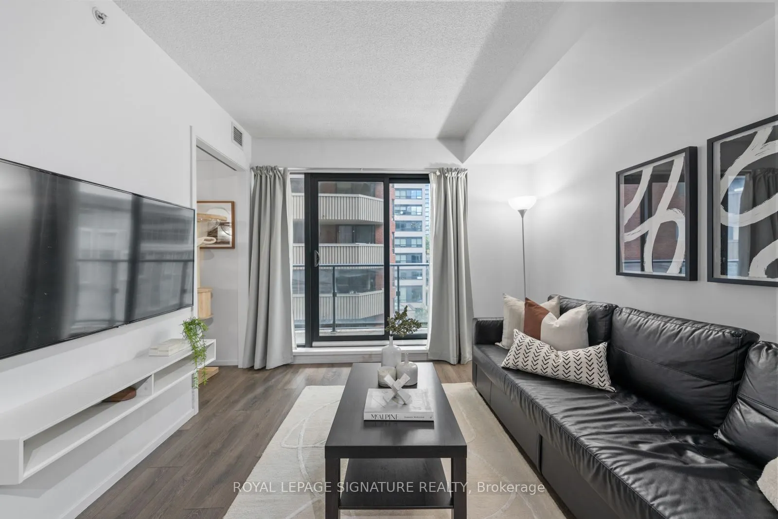 159 Dundas Street E #505