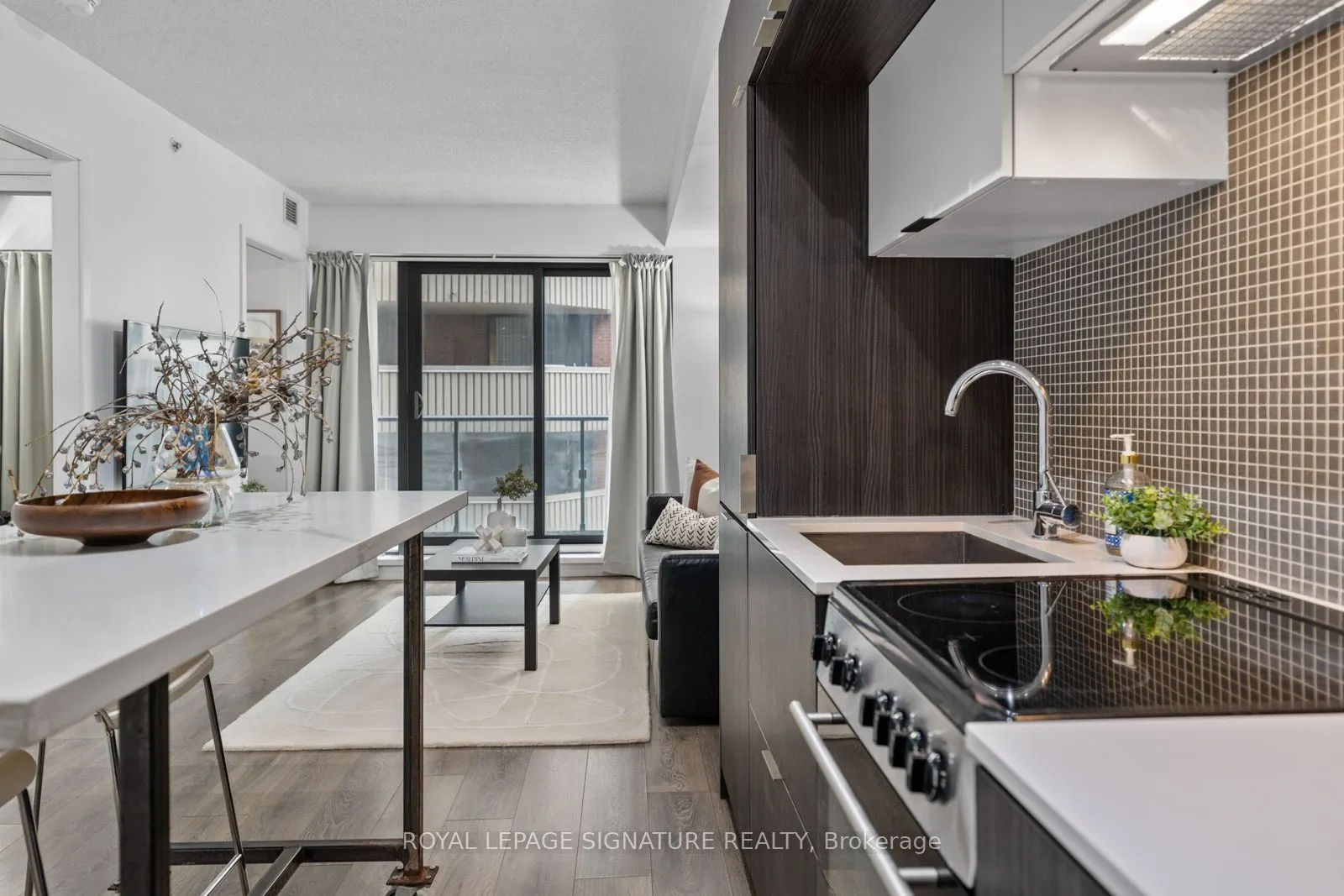 159 Dundas Street E #505