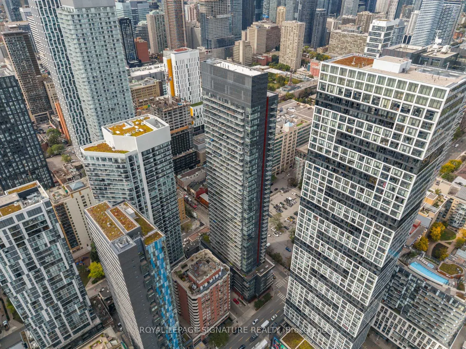 159 Dundas Street E #505