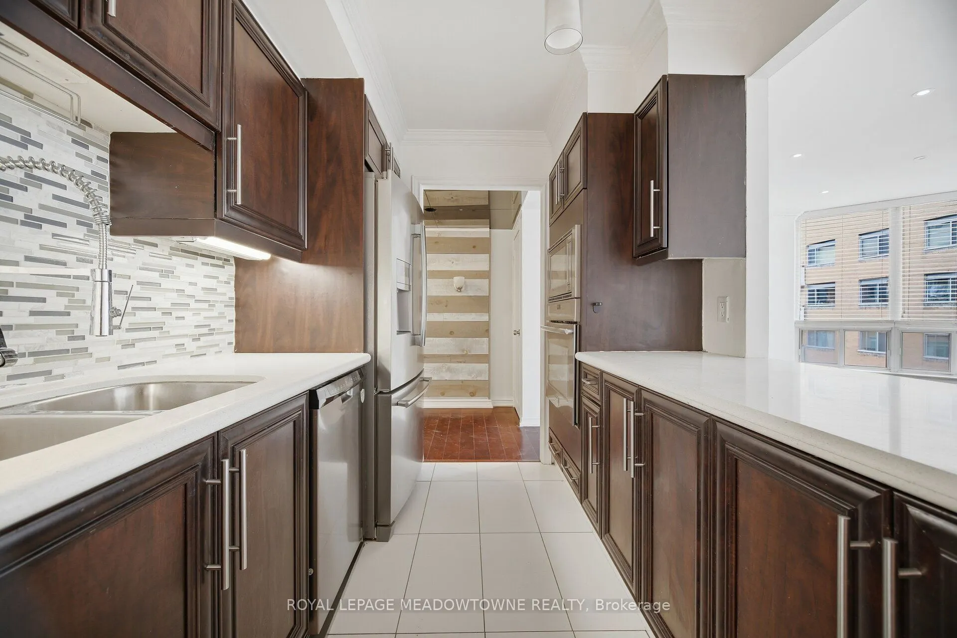 82 Lombard Street #610