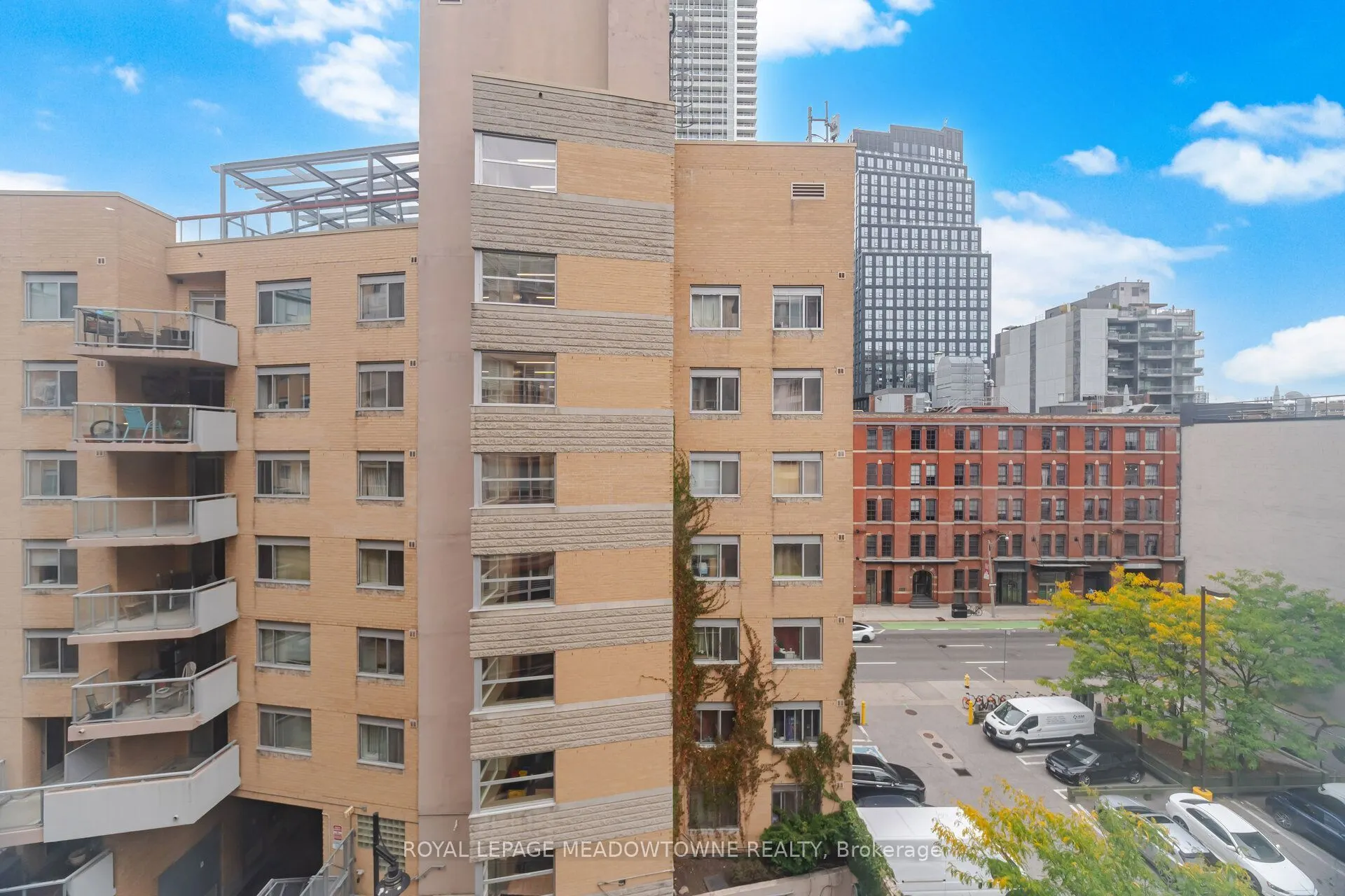 82 Lombard Street #610