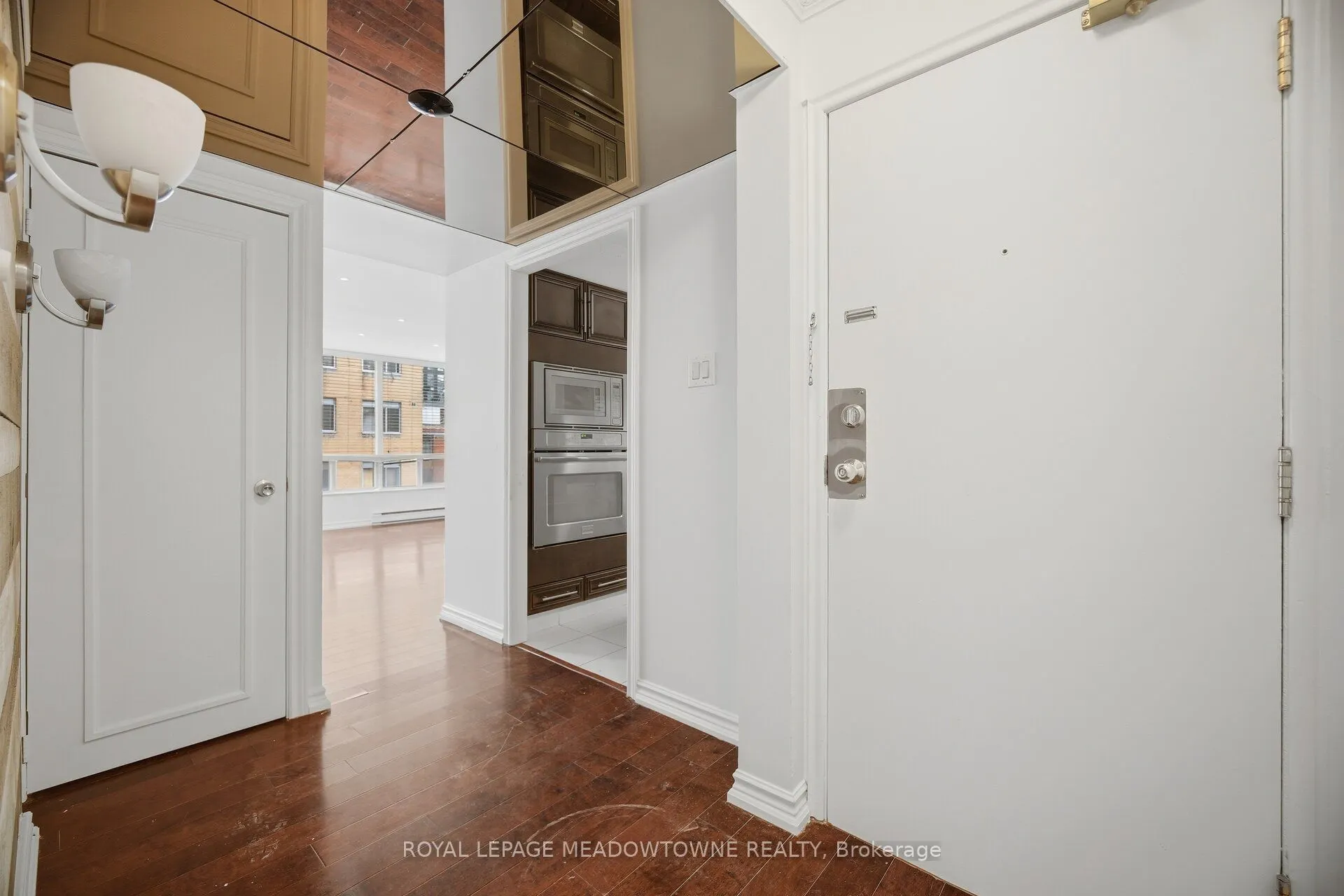 82 Lombard Street #610