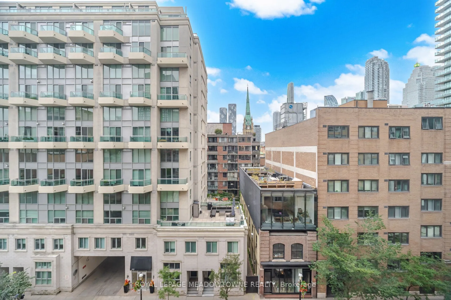 82 Lombard Street #610
