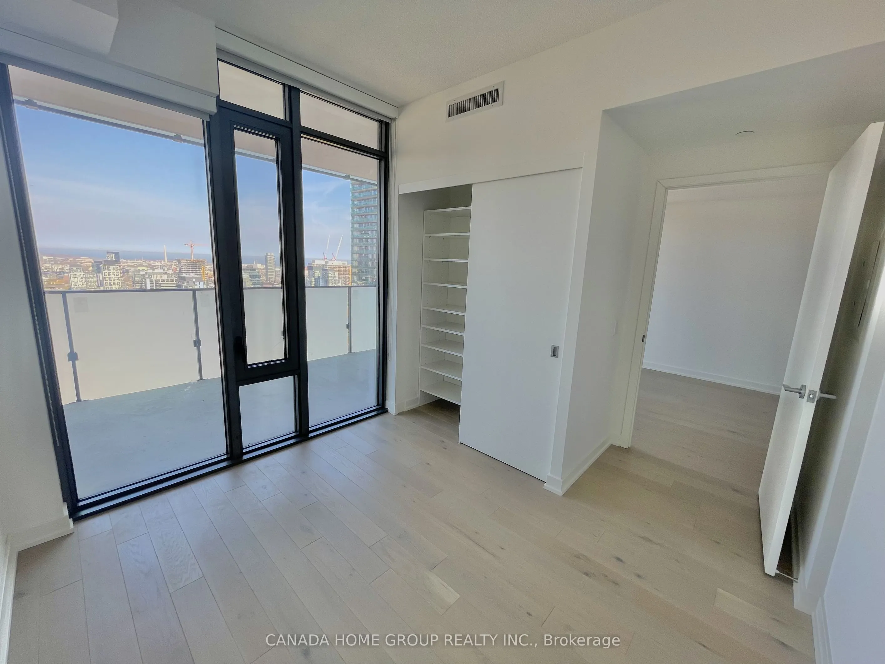 25 Richmond Street E #3201