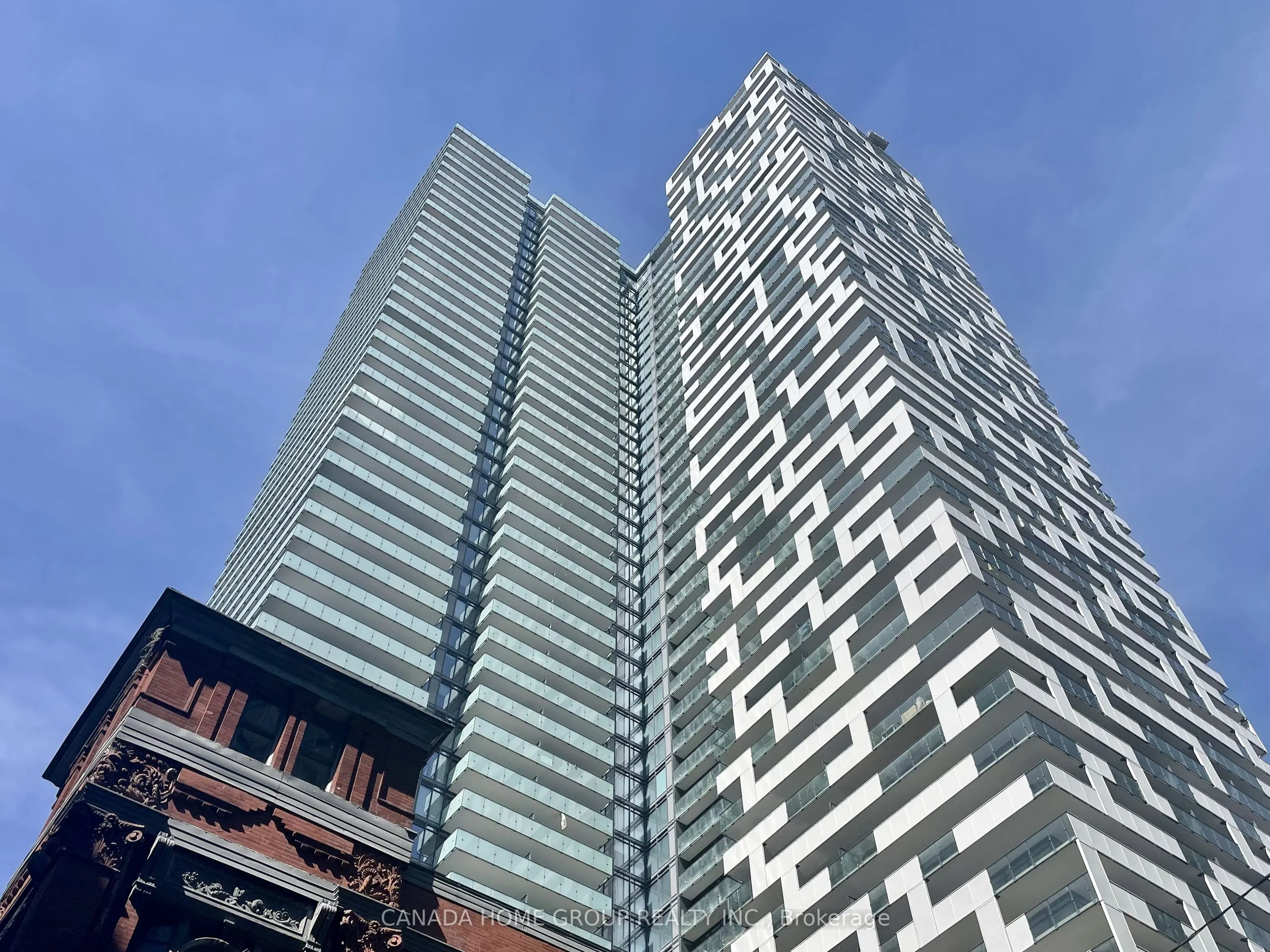 25 Richmond Street E #3201