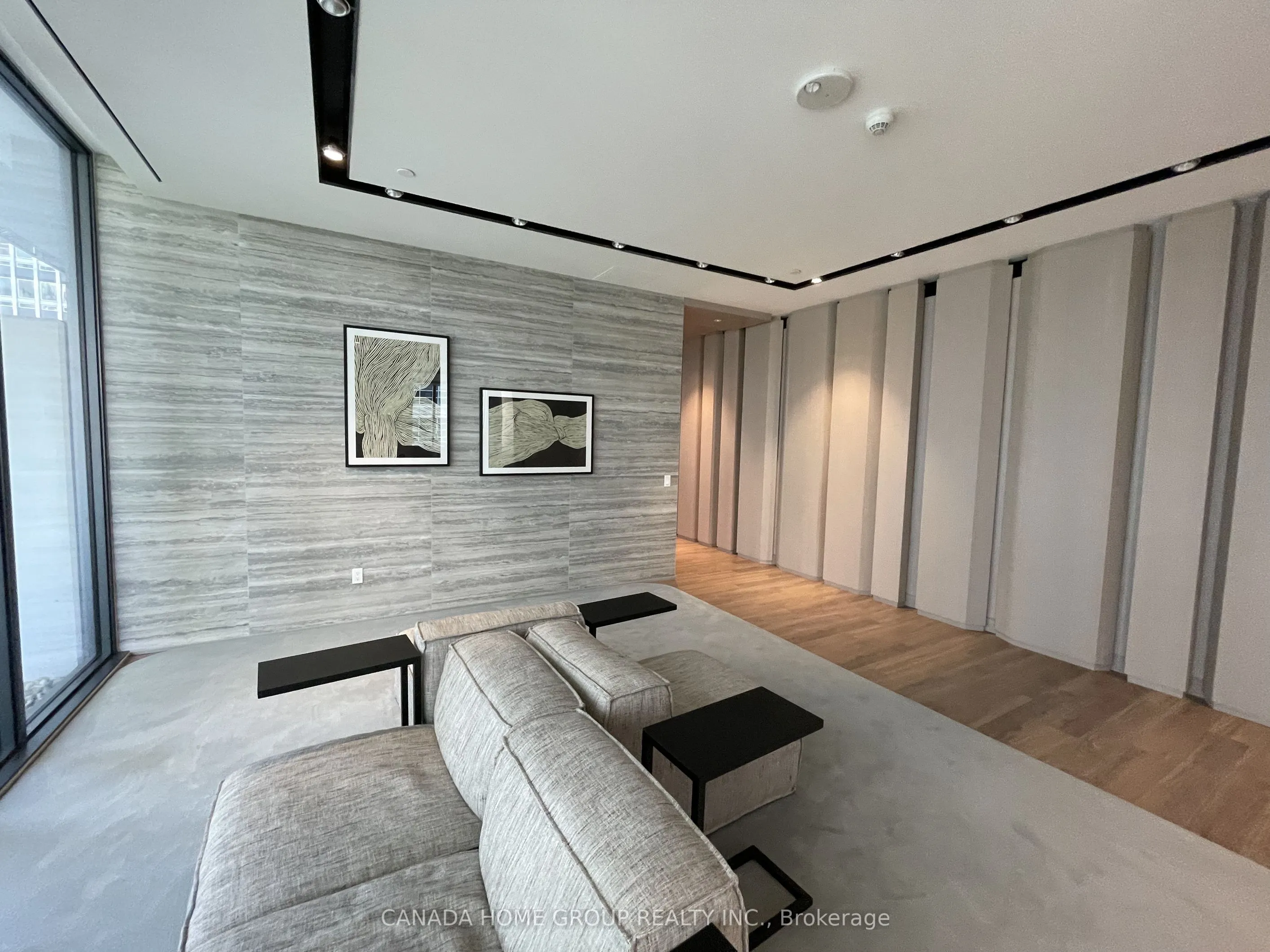 25 Richmond Street E #3201