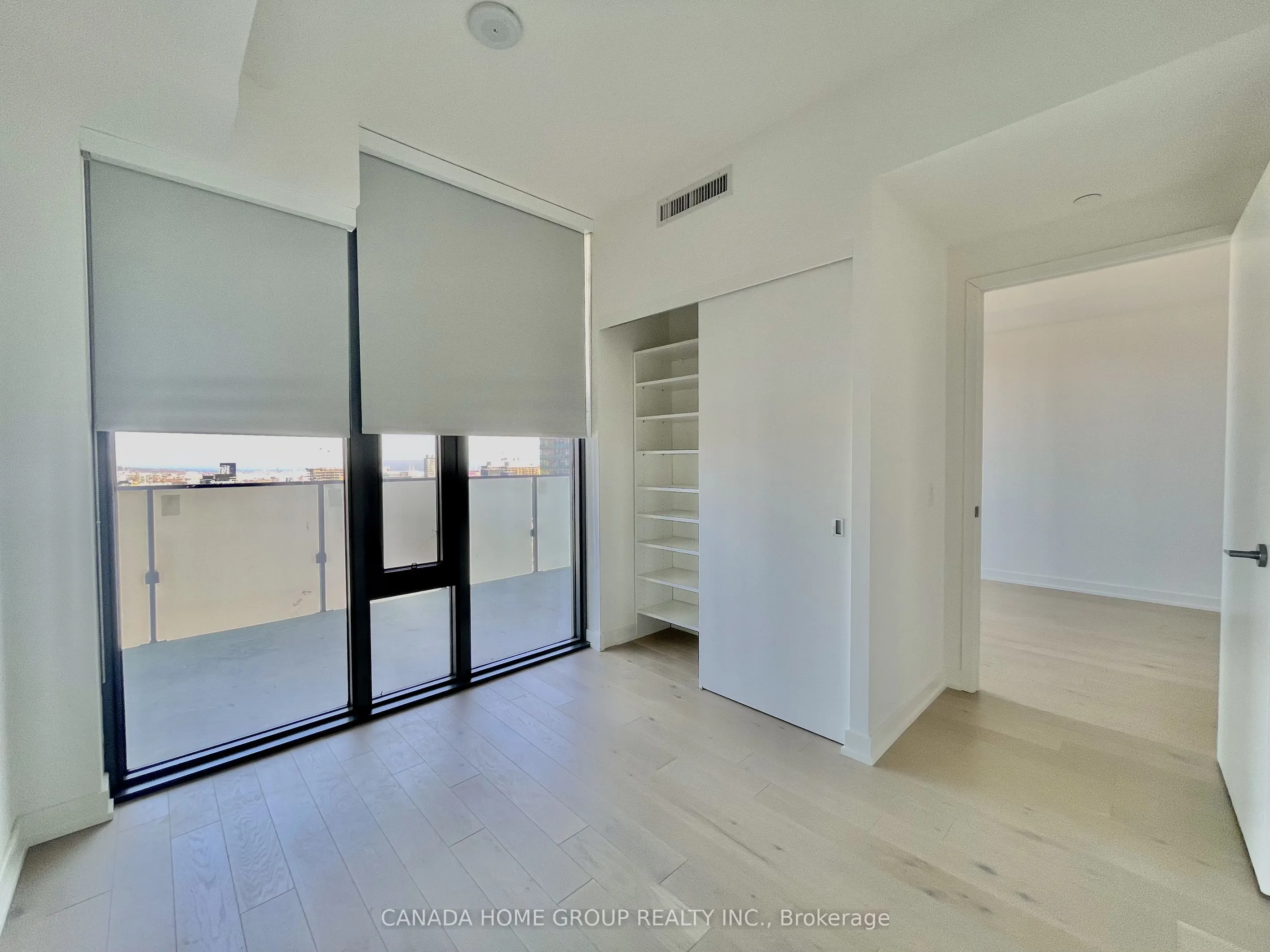 25 Richmond Street E #3201