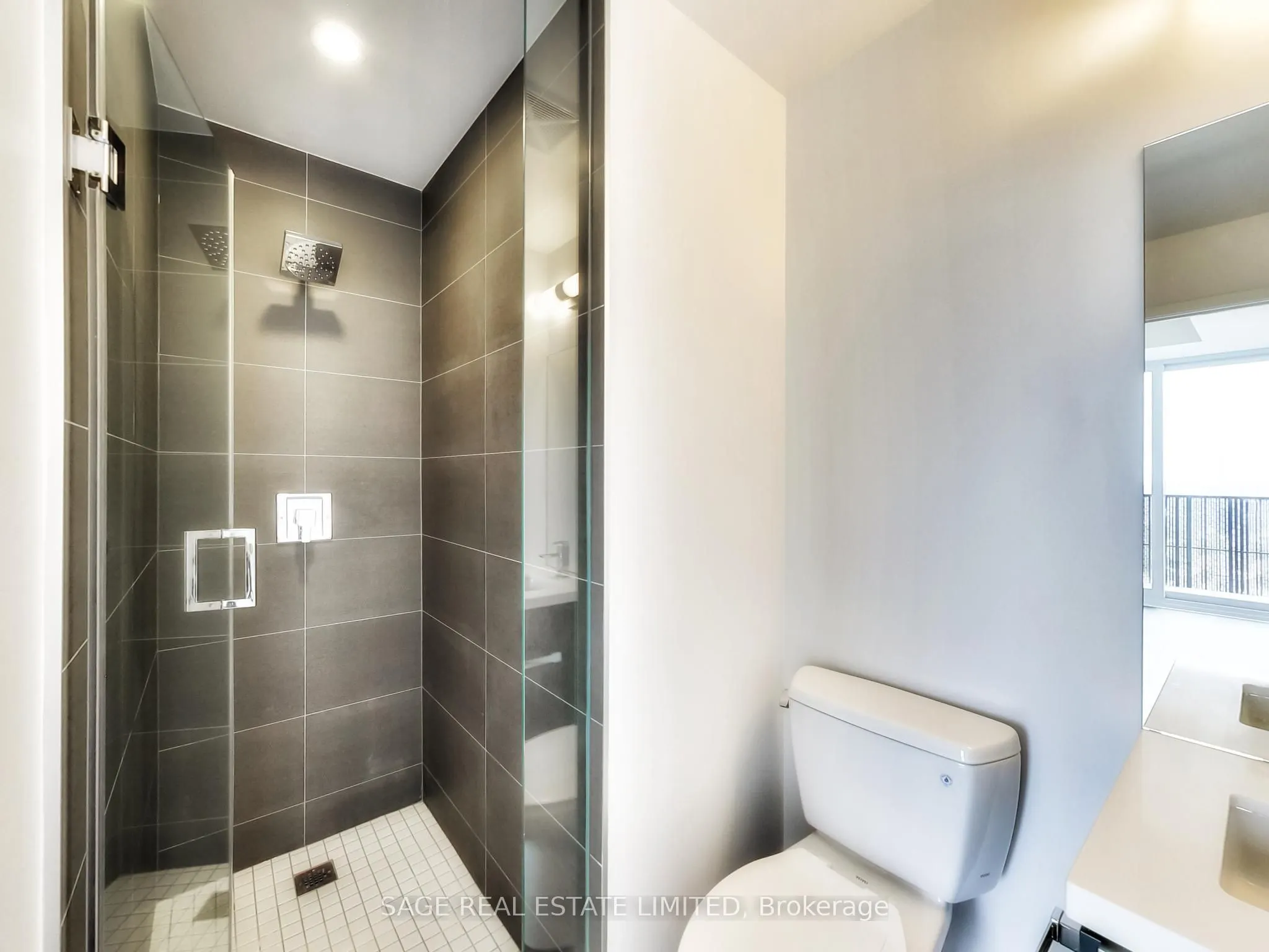 8 Eglinton Avenue E #5012