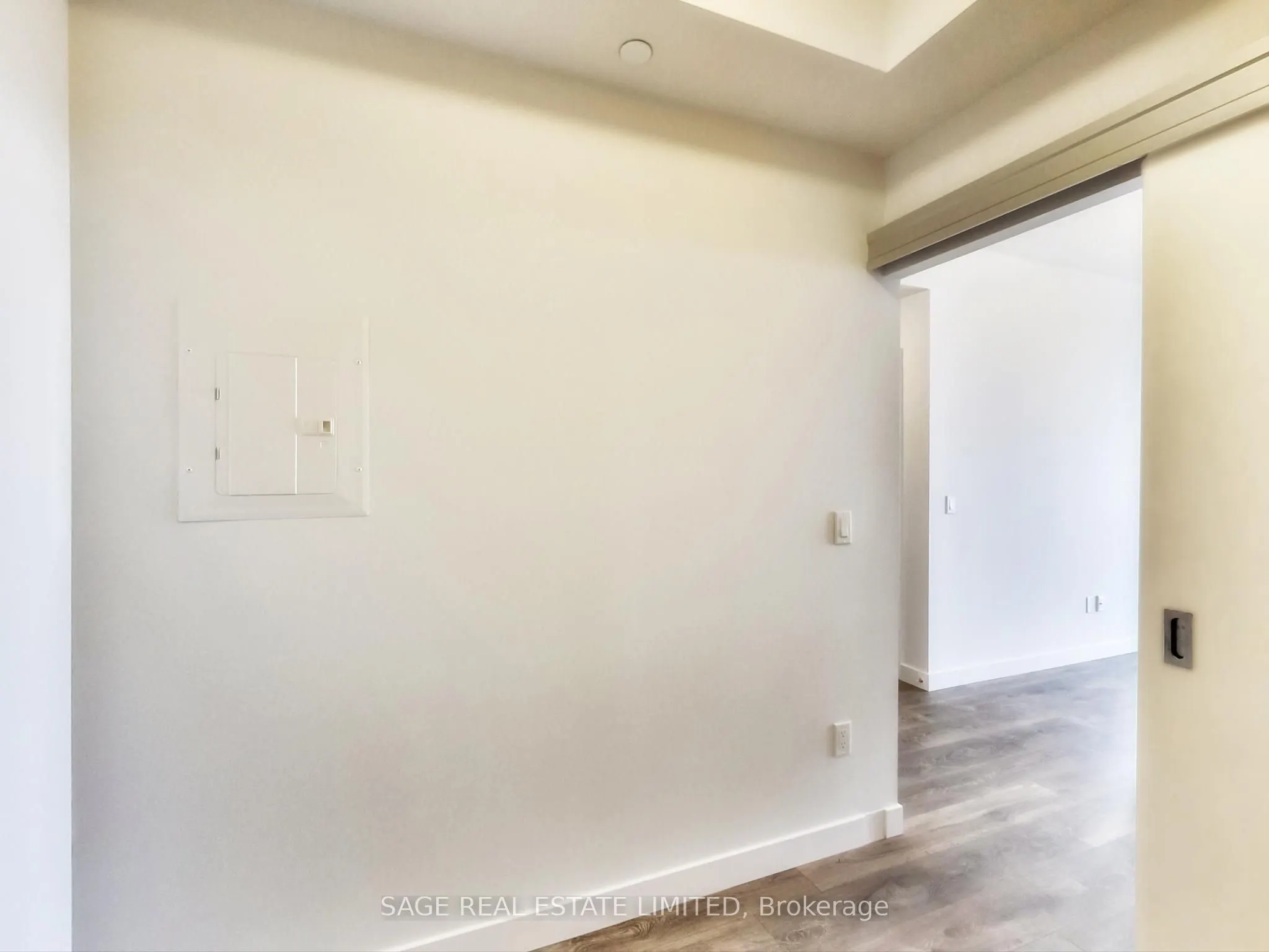 8 Eglinton Avenue E #5012
