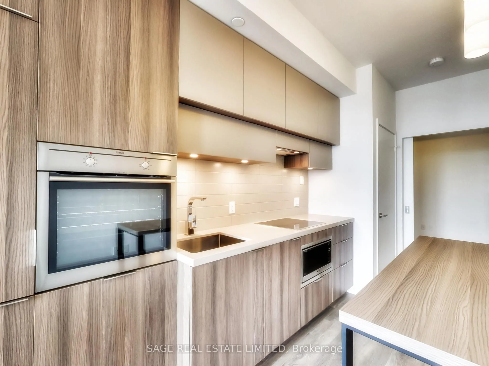 8 Eglinton Avenue E #5012