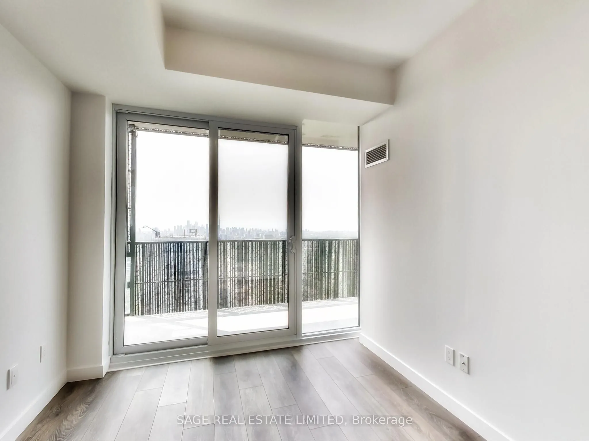 8 Eglinton Avenue E #5012