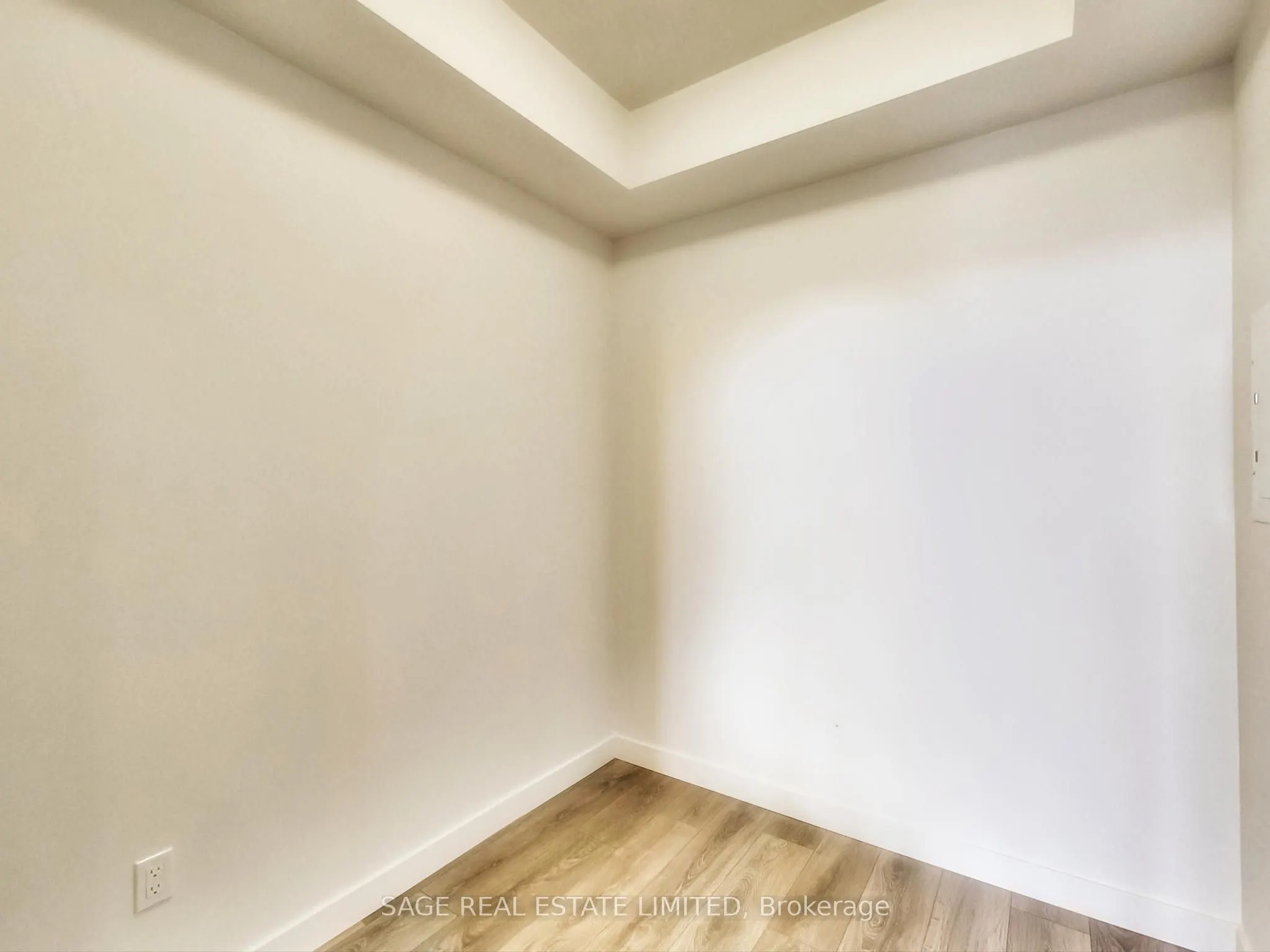 8 Eglinton Avenue E #5012