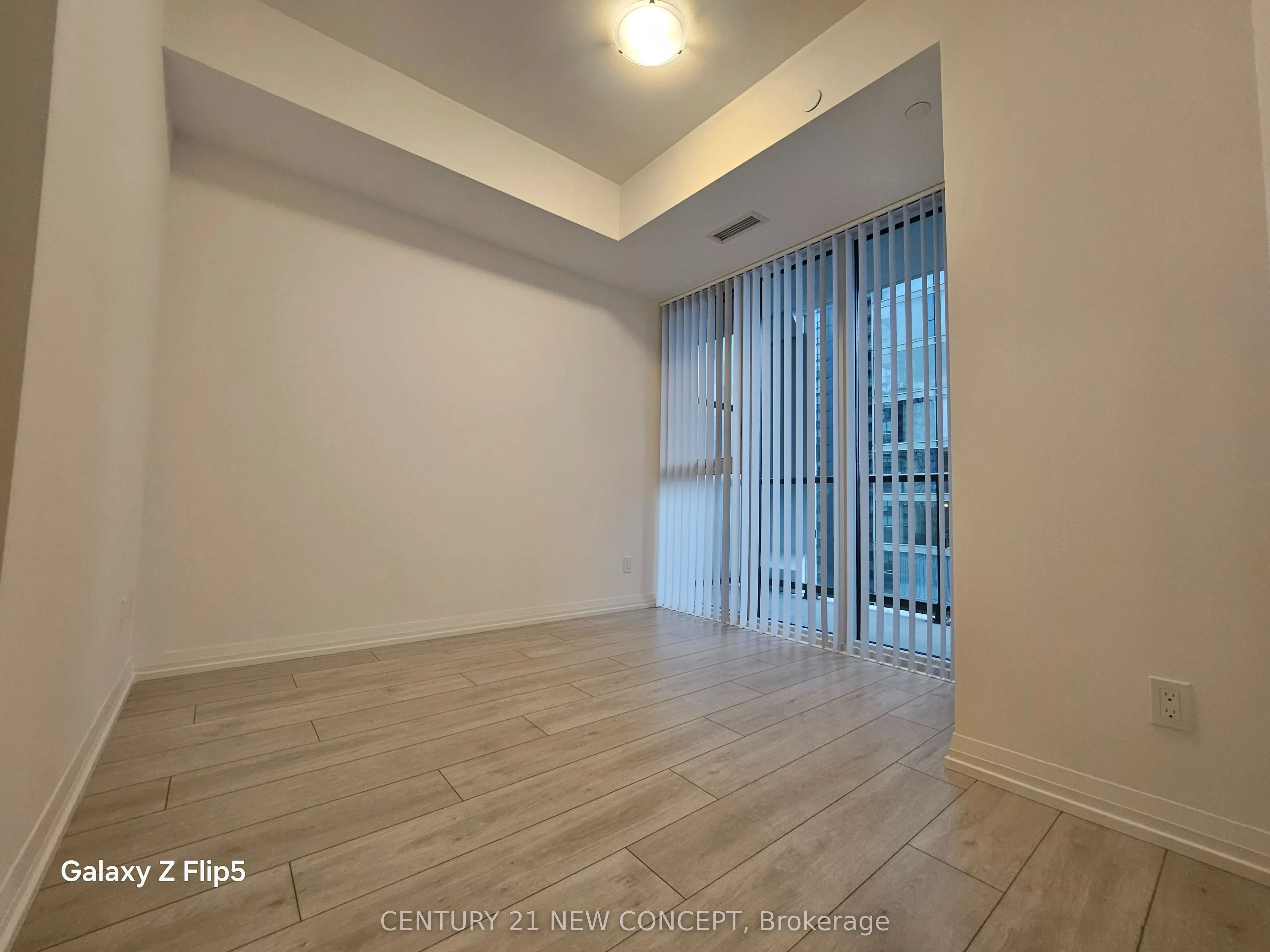 400 King Street W #3015