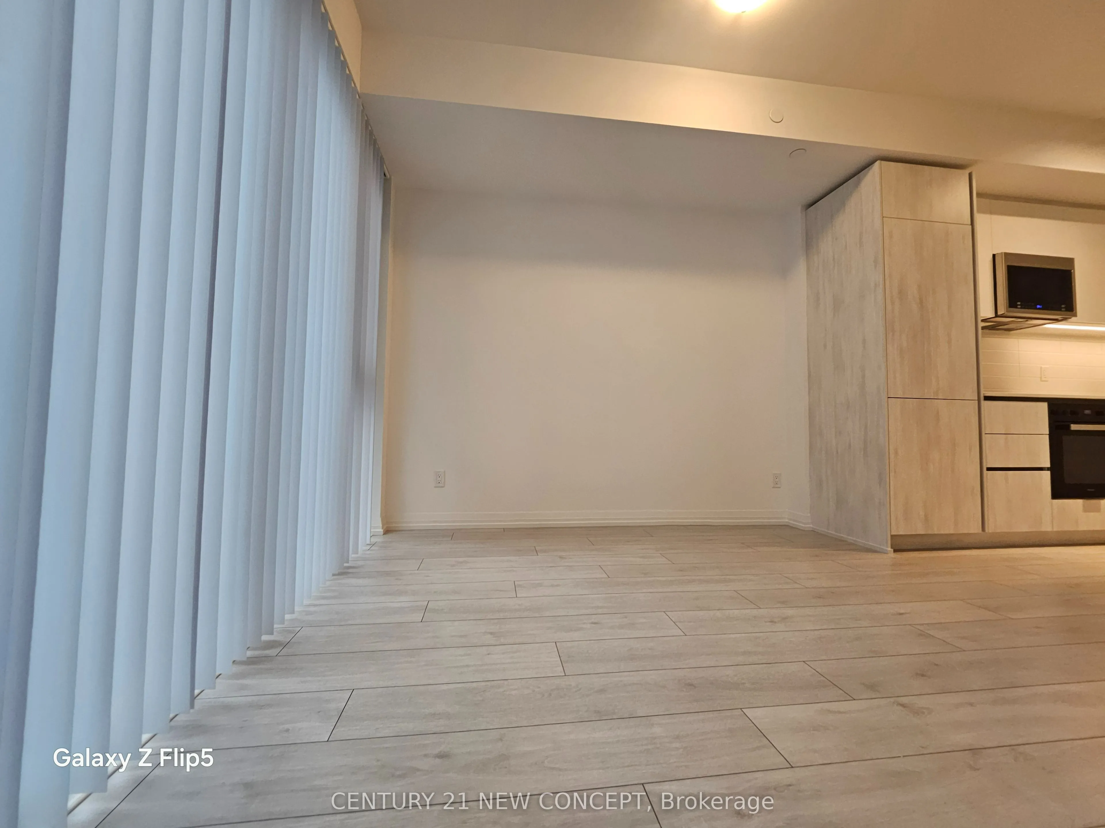 400 King Street W #3015
