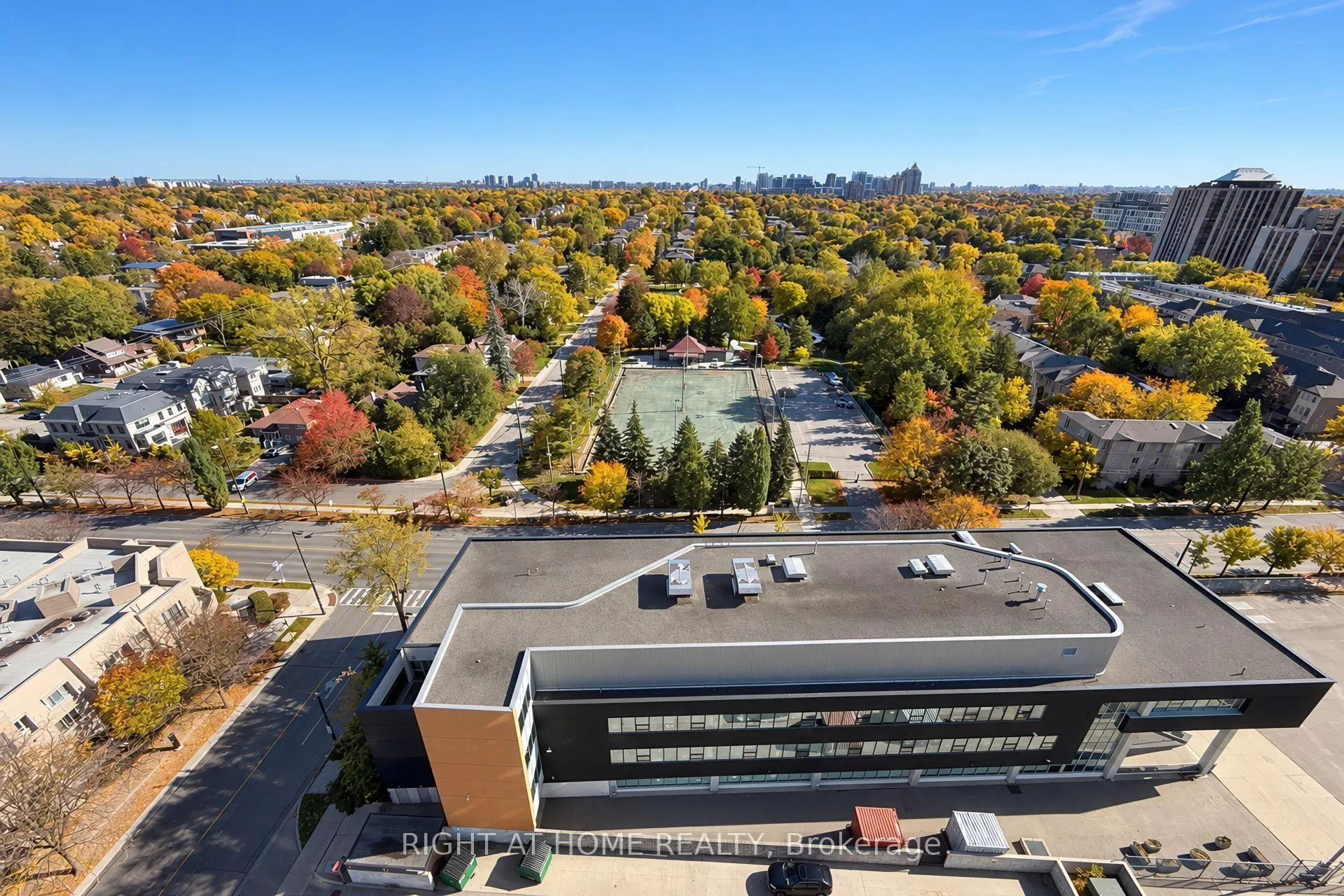 35 Hollywood Avenue #2022