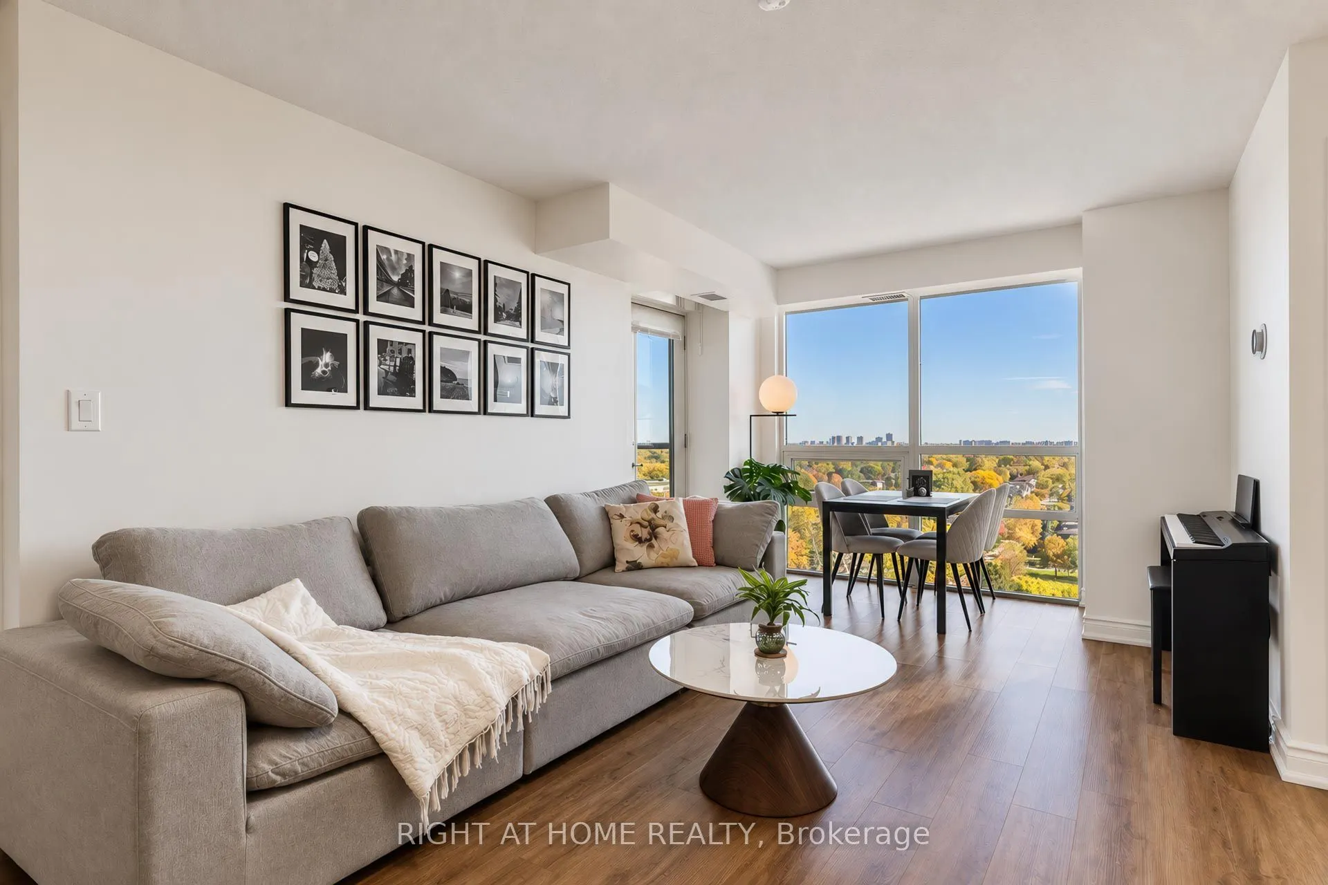 35 Hollywood Avenue #2022