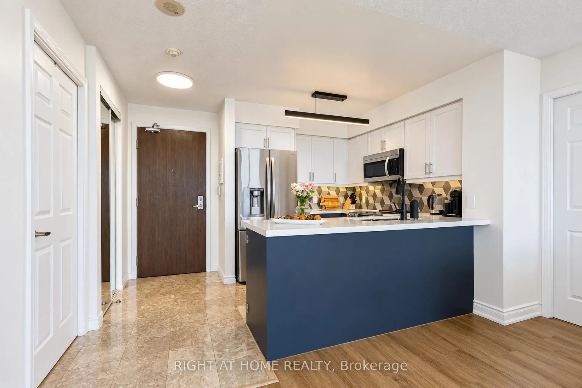 35 Hollywood Avenue #2022