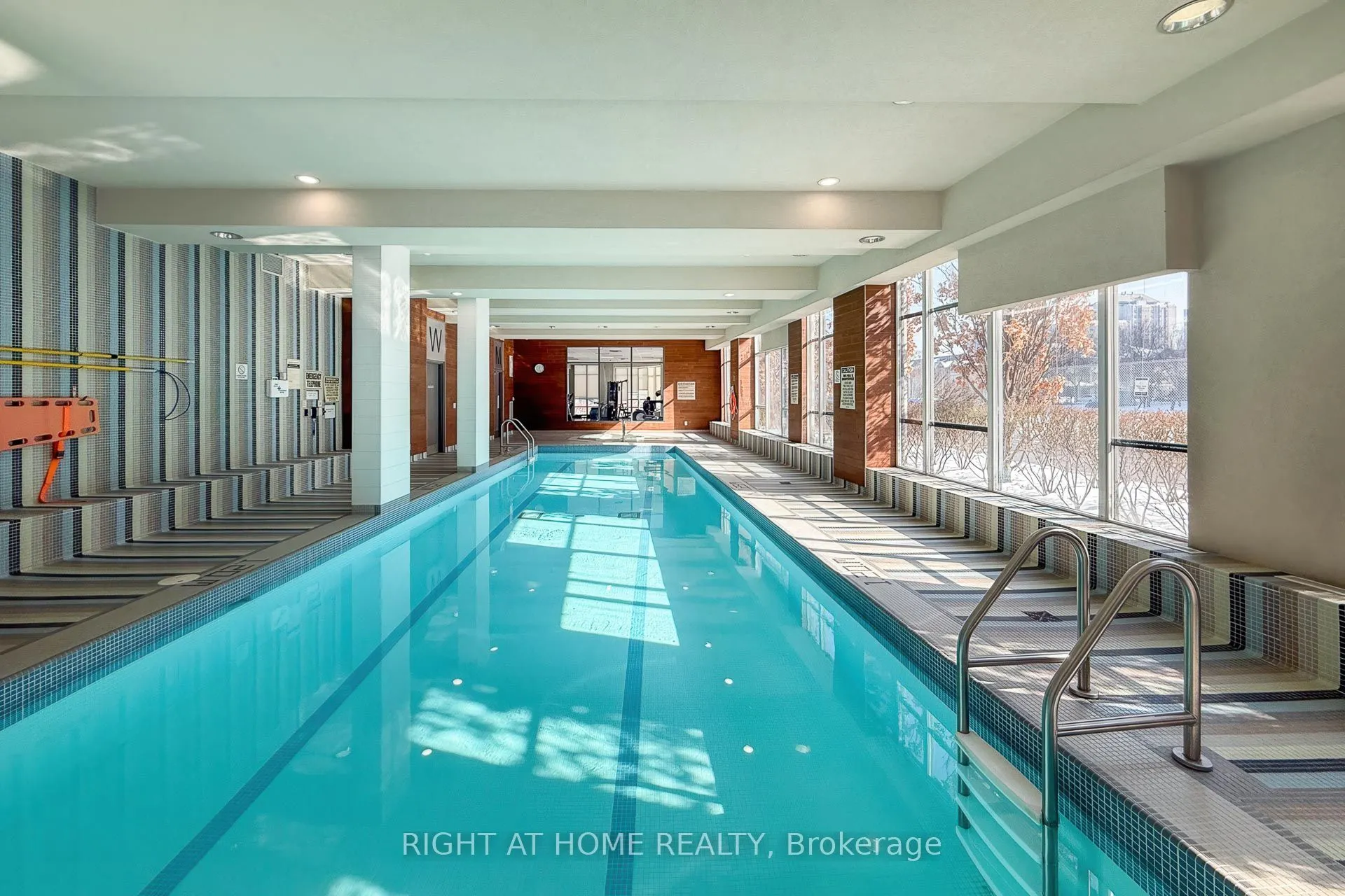 35 Hollywood Avenue #2022