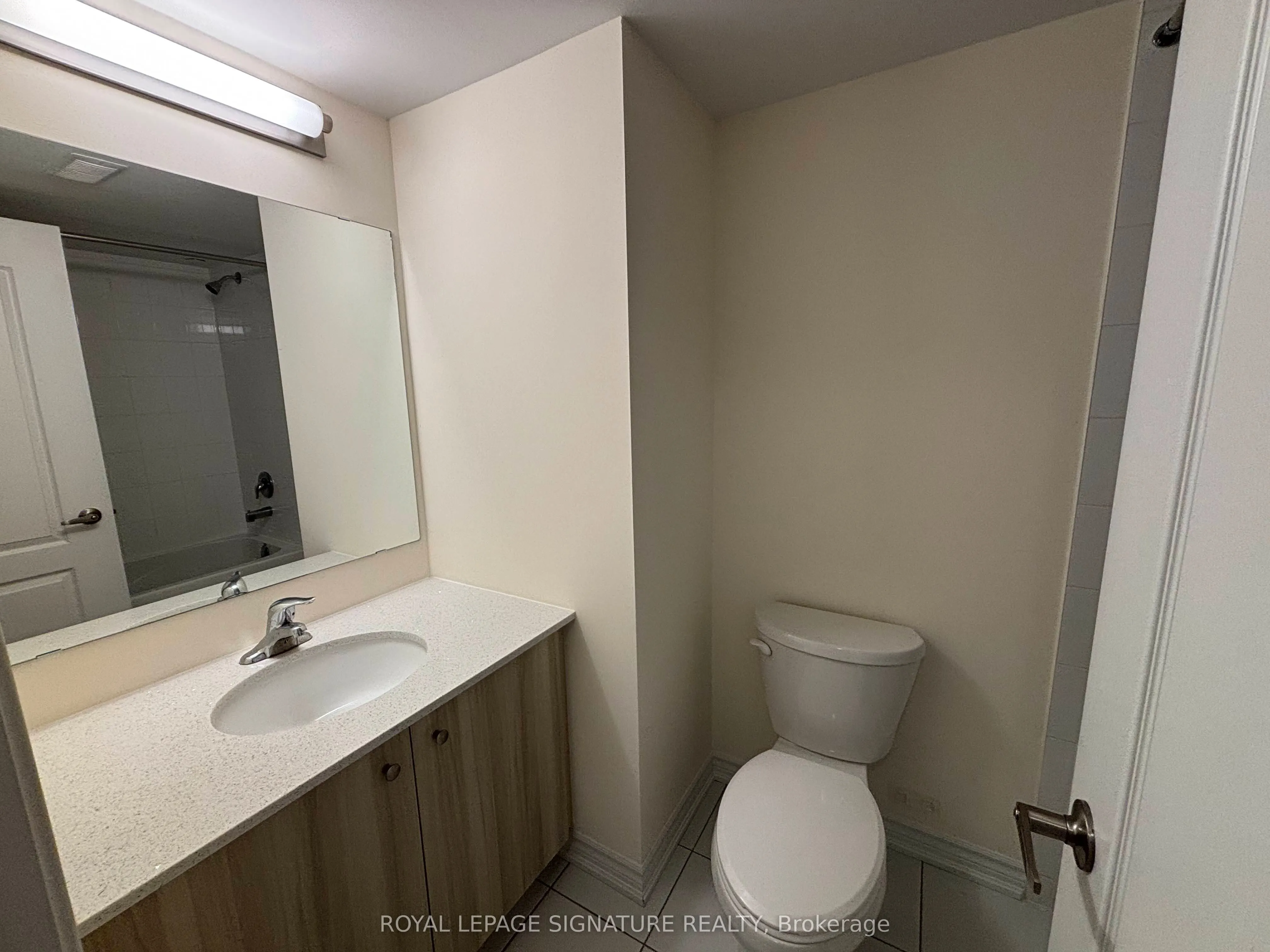 1B Clintwood Gate