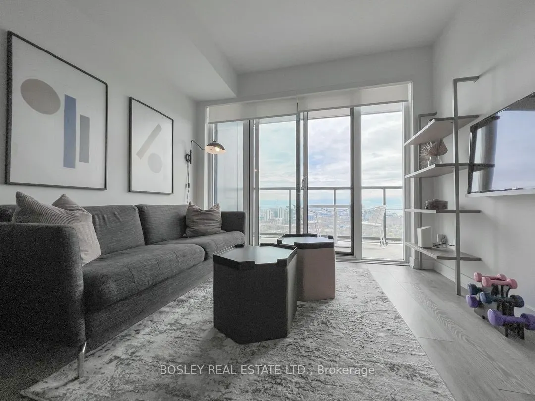 159 Wellesley Street E #2907