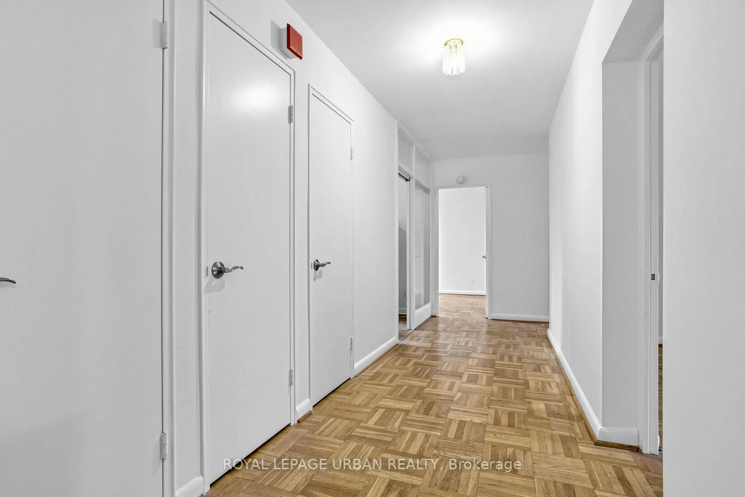 8 Corinth Gardens #17