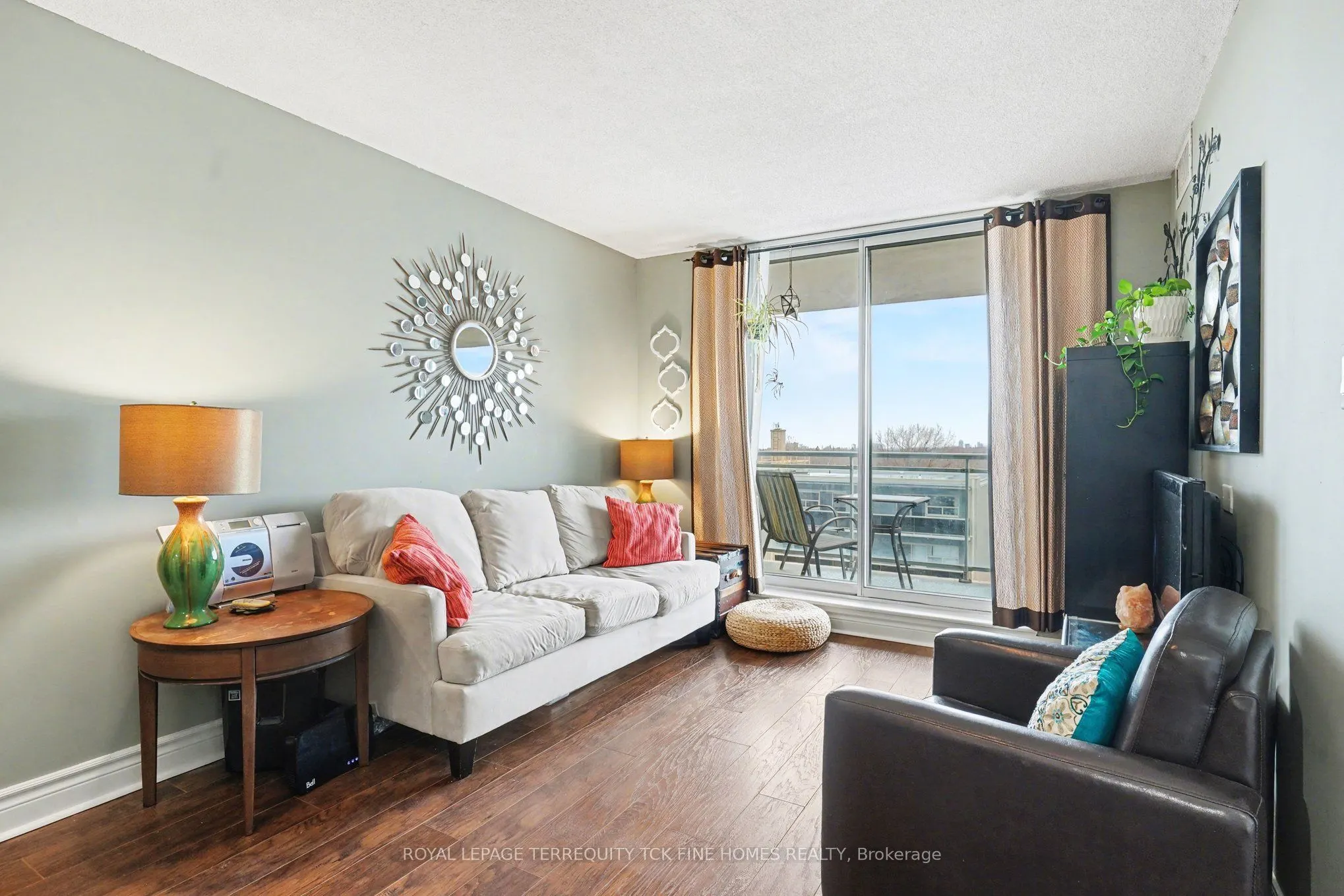 398 Eglinton Avenue E #1009