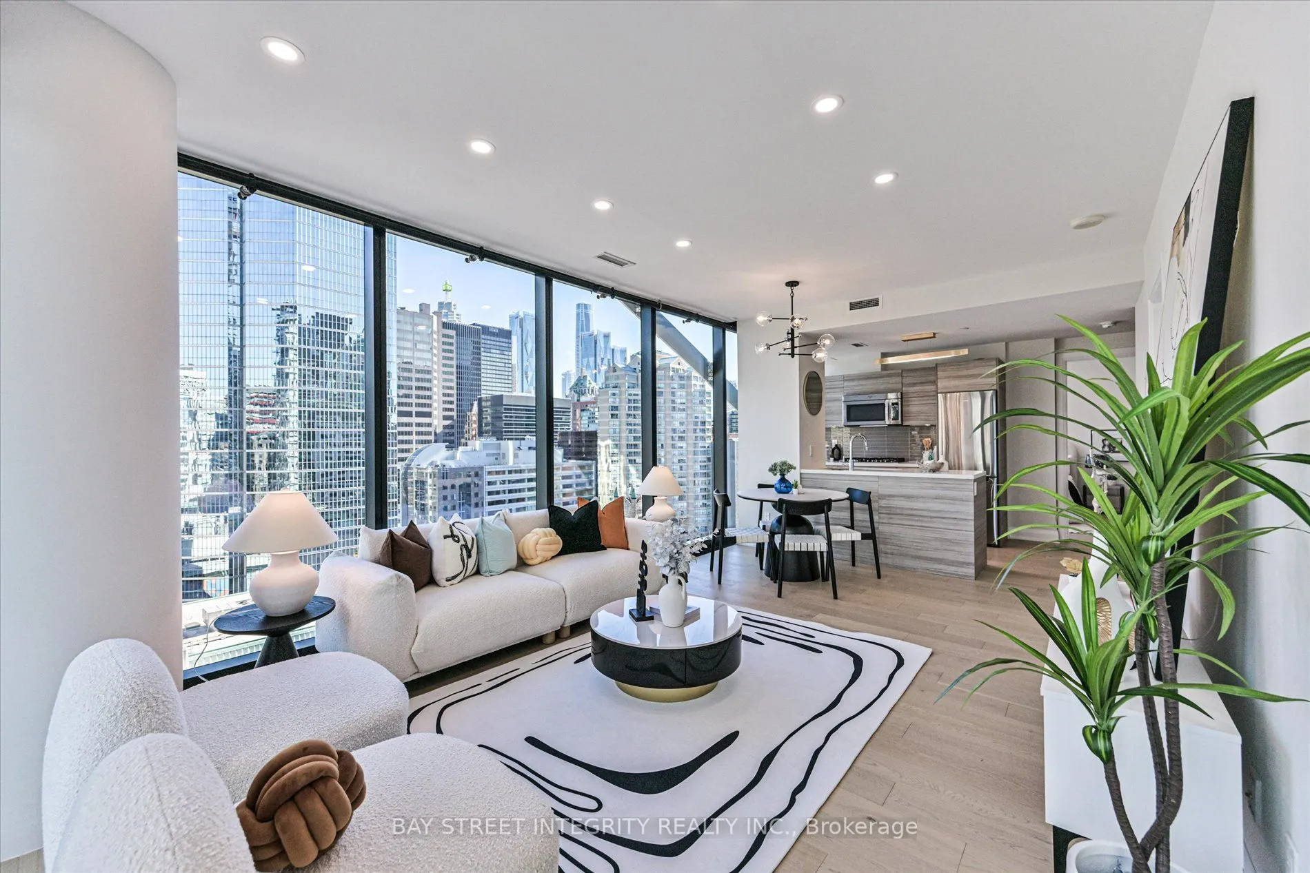 224 King Street W #1403