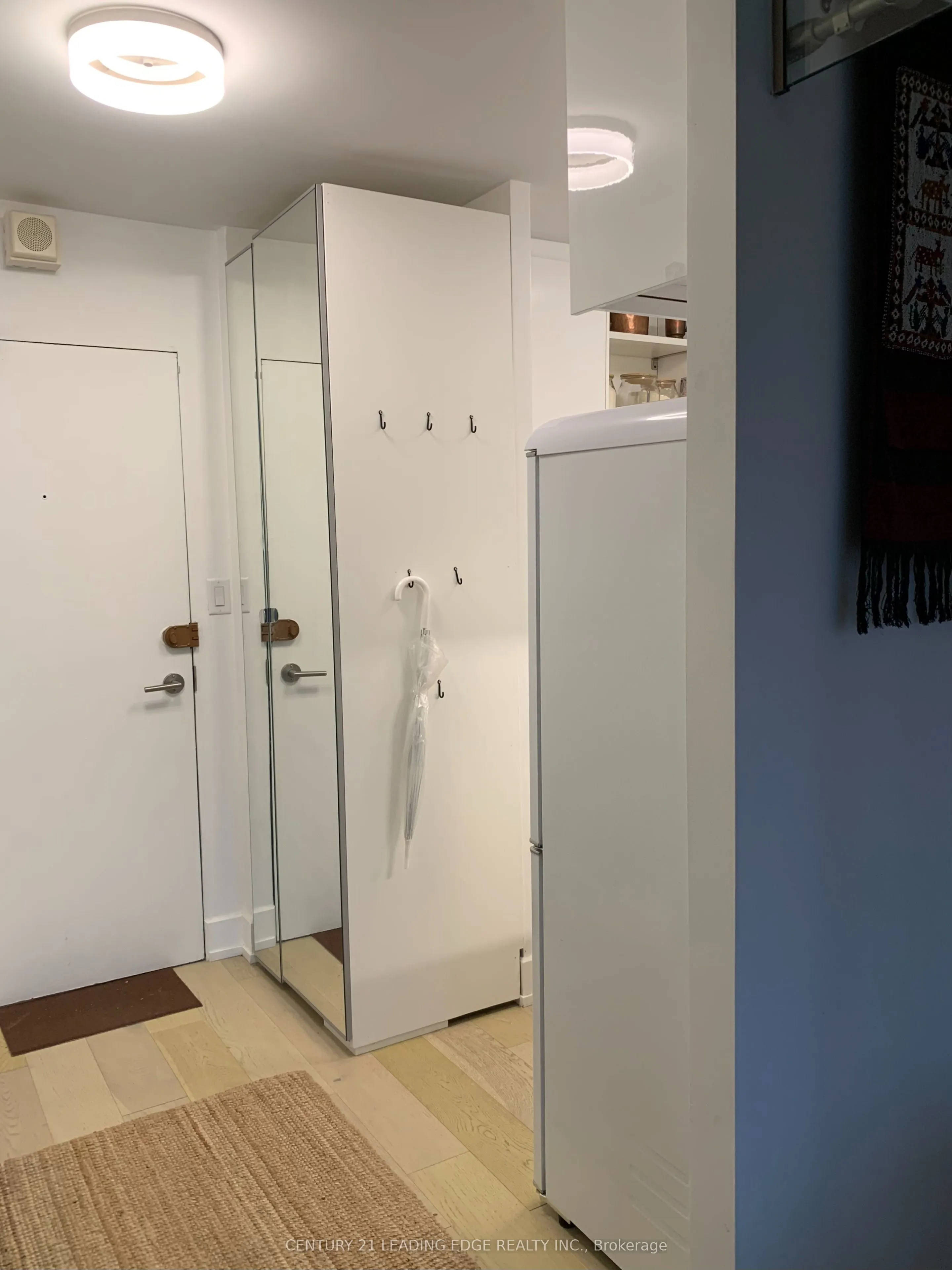 40 Homewood Avenue #208